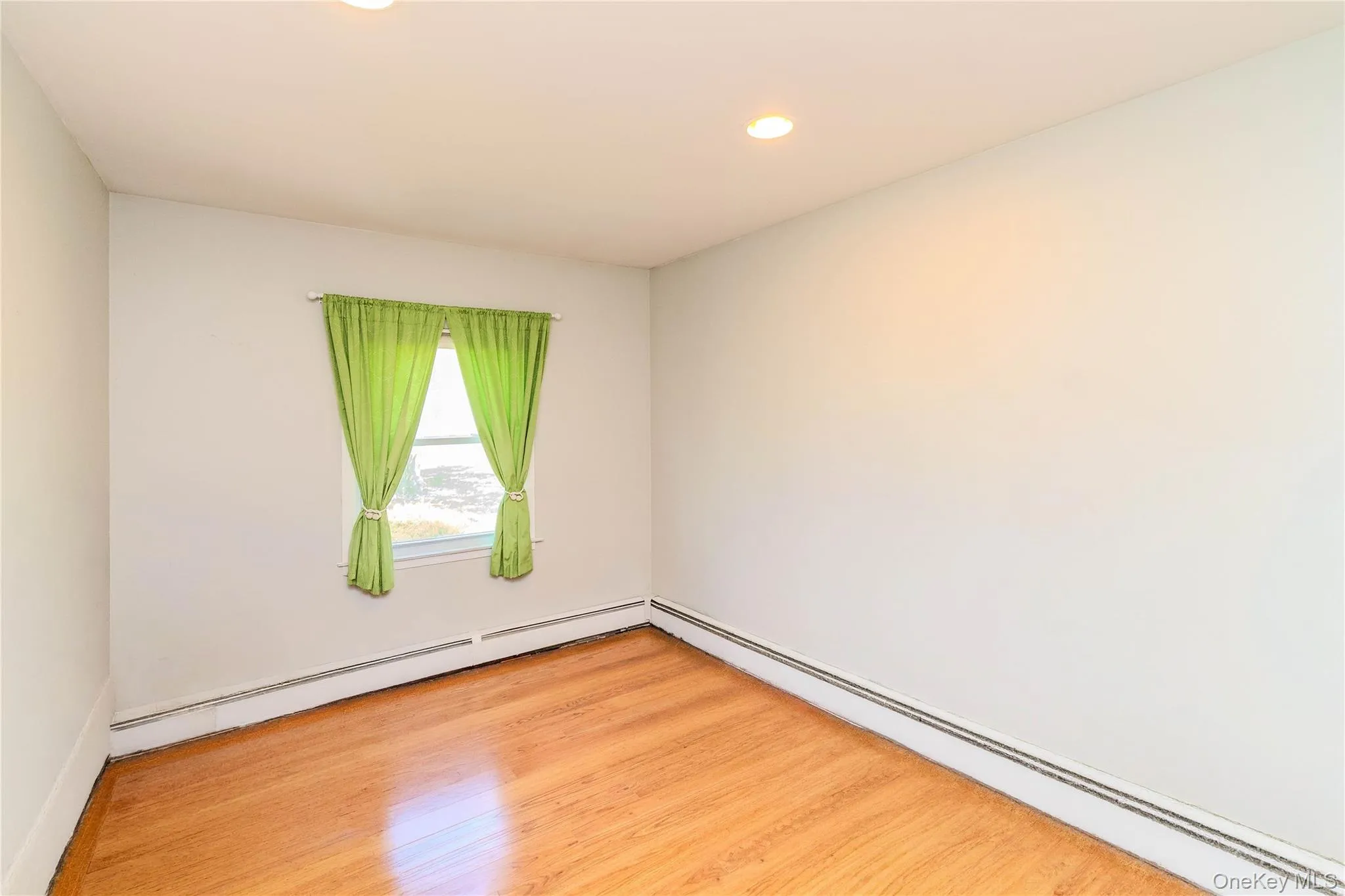 1 Patriot Lane, Blooming Grove, NY, 3 Bedrooms Bedrooms, 8 Rooms Rooms,2 BathroomsBathrooms,Residential,For Rent,Patriot,0,1028815 1 Patriot Lane, Blooming Grove, NY, 3 Bedrooms Bedrooms, 8 Rooms Rooms,2 BathroomsBathrooms,Residential,For Rent,Patriot,0,1028815