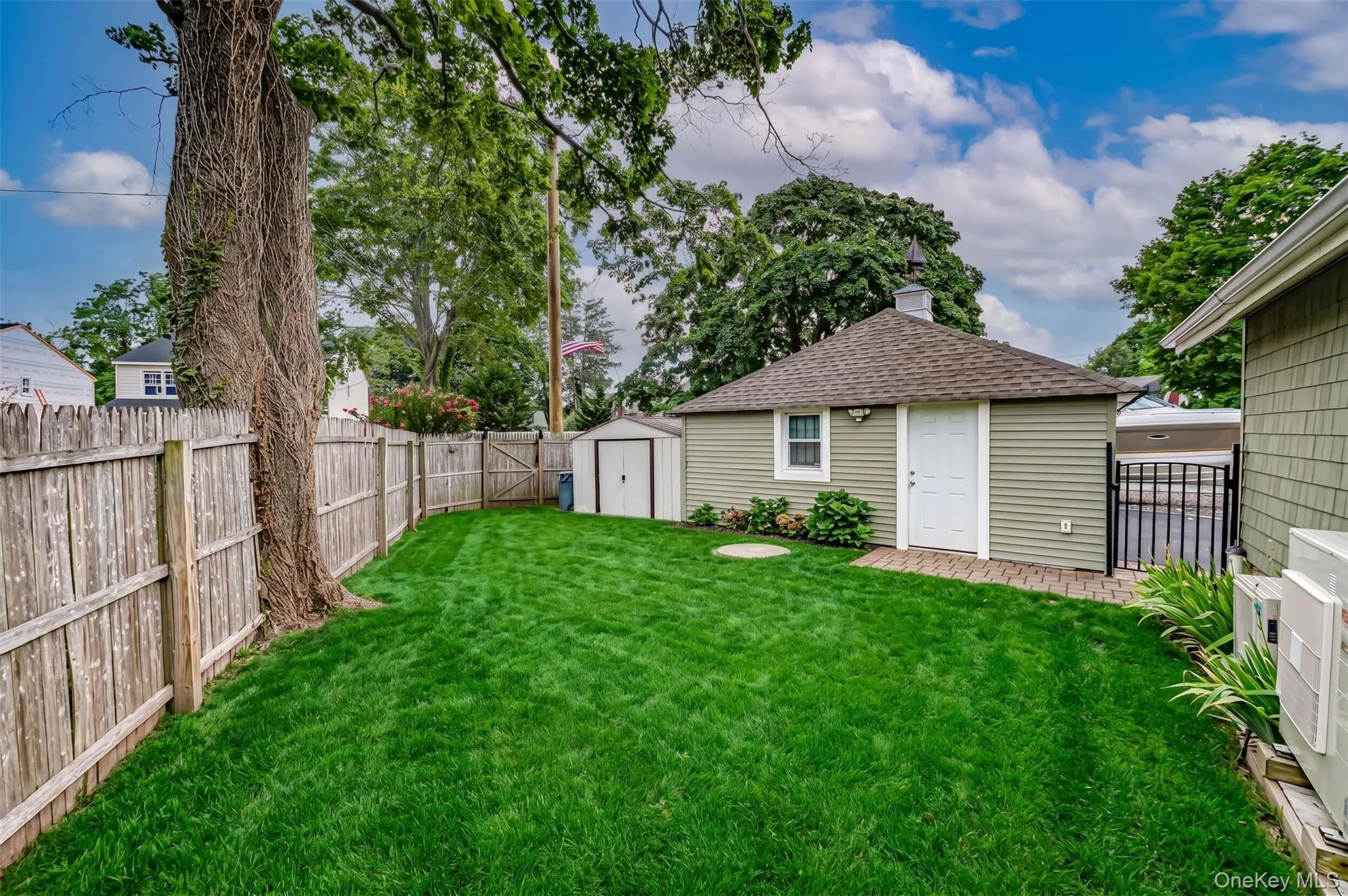 116 Railroad Avenue, Smithtown, NY, 3 Bedrooms Bedrooms, 5 Rooms Rooms,2 BathroomsBathrooms,Residential,For Rent,Railroad,0,1028816 116 Railroad Avenue, Smithtown, NY, 3 Bedrooms Bedrooms, 5 Rooms Rooms,2 BathroomsBathrooms,Residential,For Rent,Railroad,0,1028816