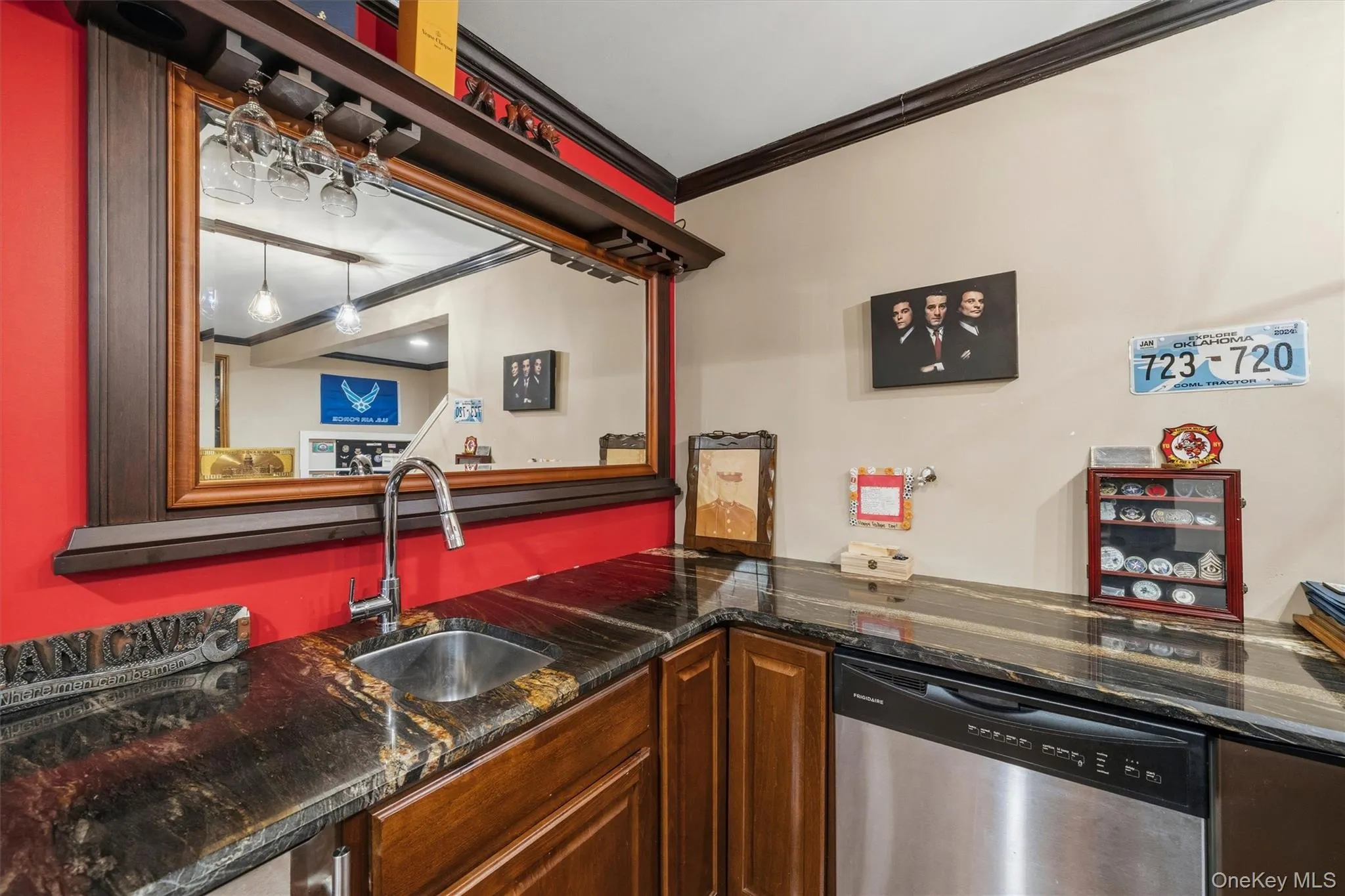 6 Avoncroft Lane, Middletown, NY, 3 Bedrooms Bedrooms, 8 Rooms Rooms,2 BathroomsBathrooms,Residential,For Rent,Avoncroft,0,1028819 6 Avoncroft Lane, Middletown, NY, 3 Bedrooms Bedrooms, 8 Rooms Rooms,2 BathroomsBathrooms,Residential,For Rent,Avoncroft,0,1028819