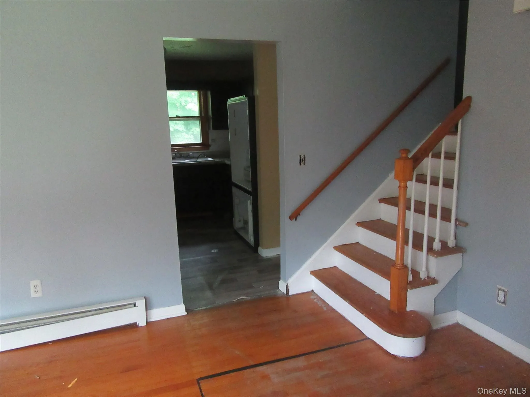 712 California Avenue, Middletown, NY, 3 Bedrooms Bedrooms, 5 Rooms Rooms,1 BathroomBathrooms,Residential,For Rent,California,0,1028824 712 California Avenue, Middletown, NY, 3 Bedrooms Bedrooms, 5 Rooms Rooms,1 BathroomBathrooms,Residential,For Rent,California,0,1028824