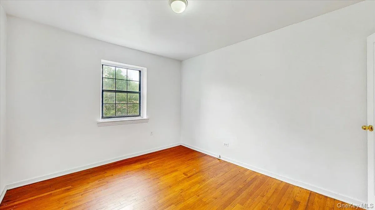 144-15 78th Rd, New York, NY, 1 Bedroom Bedrooms, 3 Rooms Rooms,1 BathroomBathrooms,Residential,For Rent,78th Rd,0,1028825 144-15 78th Rd, New York, NY, 1 Bedroom Bedrooms, 3 Rooms Rooms,1 BathroomBathrooms,Residential,For Rent,78th Rd,0,1028825