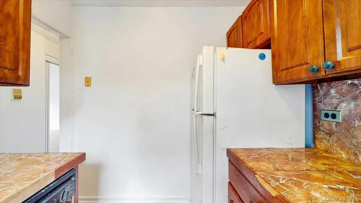 144-15 78th Rd, New York, NY, 1 Bedroom Bedrooms, 3 Rooms Rooms,1 BathroomBathrooms,Residential,For Rent,78th Rd,0,1028825 144-15 78th Rd, New York, NY, 1 Bedroom Bedrooms, 3 Rooms Rooms,1 BathroomBathrooms,Residential,For Rent,78th Rd,0,1028825