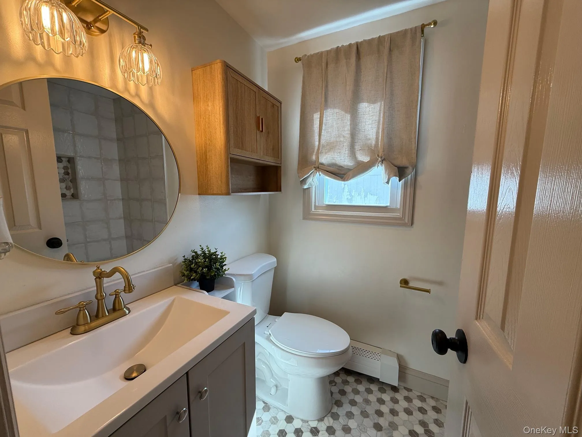 Primary Ensuite Primary Ensuite