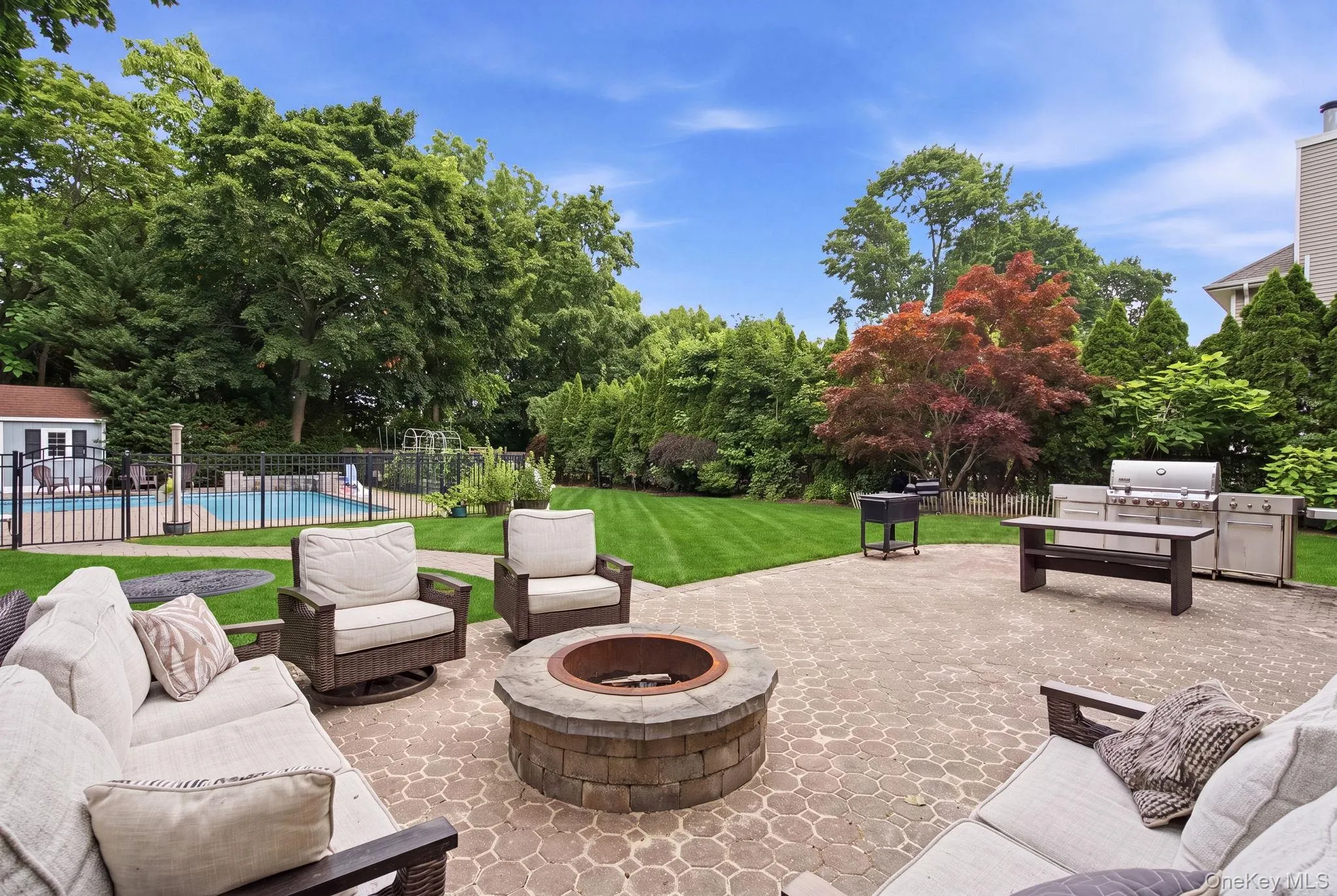 4 Patricks Way, Smithtown, NY, 4 Bedrooms Bedrooms, 10 Rooms Rooms,2 BathroomsBathrooms,Residential,For Rent,Patricks,0,1028829 4 Patricks Way, Smithtown, NY, 4 Bedrooms Bedrooms, 10 Rooms Rooms,2 BathroomsBathrooms,Residential,For Rent,Patricks,0,1028829