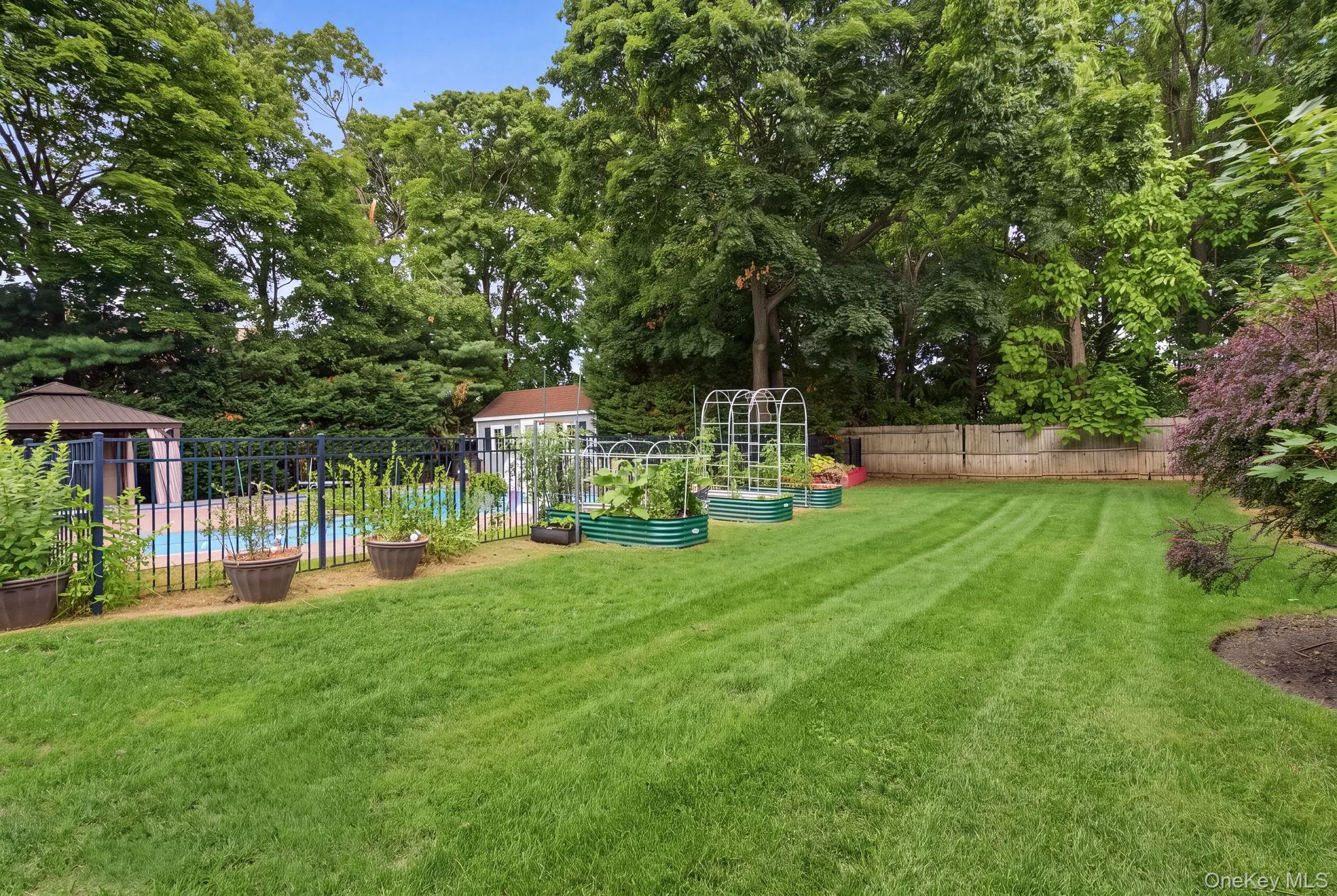 4 Patricks Way, Smithtown, NY, 4 Bedrooms Bedrooms, 10 Rooms Rooms,2 BathroomsBathrooms,Residential,For Rent,Patricks,0,1028829 4 Patricks Way, Smithtown, NY, 4 Bedrooms Bedrooms, 10 Rooms Rooms,2 BathroomsBathrooms,Residential,For Rent,Patricks,0,1028829