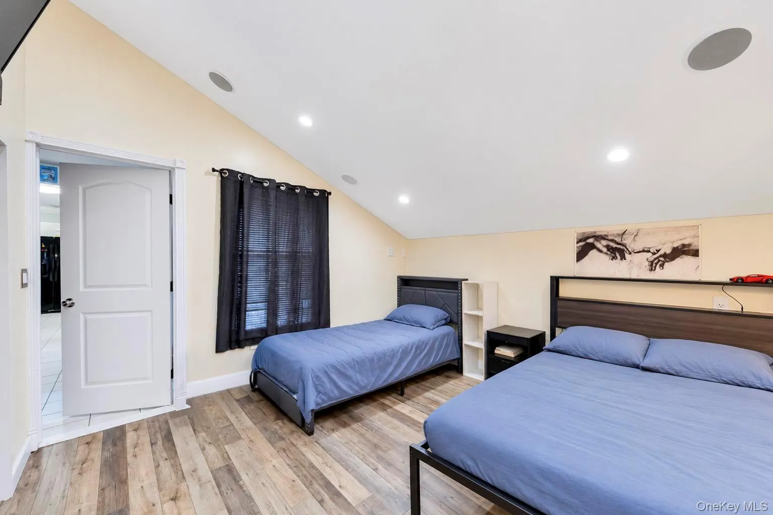 12 Handy Lane, Brookhaven, NY, 4 Bedrooms Bedrooms, 7 Rooms Rooms,3 BathroomsBathrooms,Residential,For Rent,Handy,0,1028835 12 Handy Lane, Brookhaven, NY, 4 Bedrooms Bedrooms, 7 Rooms Rooms,3 BathroomsBathrooms,Residential,For Rent,Handy,0,1028835