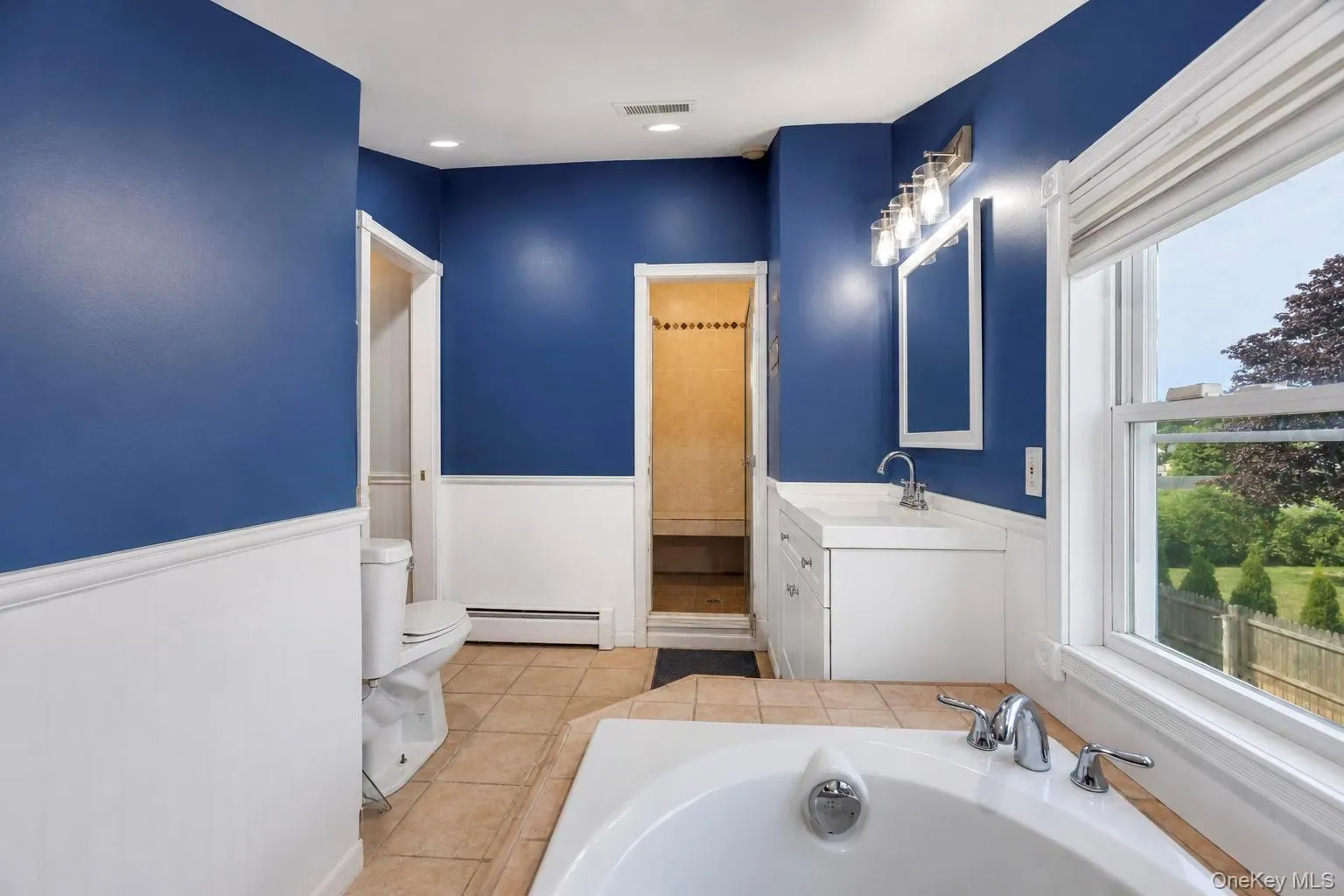 12 Handy Lane, Brookhaven, NY, 4 Bedrooms Bedrooms, 7 Rooms Rooms,3 BathroomsBathrooms,Residential,For Rent,Handy,0,1028835 12 Handy Lane, Brookhaven, NY, 4 Bedrooms Bedrooms, 7 Rooms Rooms,3 BathroomsBathrooms,Residential,For Rent,Handy,0,1028835