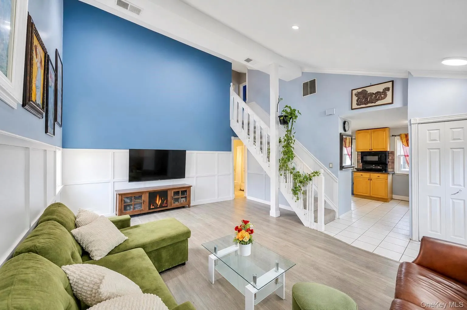 12 Handy Lane, Brookhaven, NY, 4 Bedrooms Bedrooms, 7 Rooms Rooms,3 BathroomsBathrooms,Residential,For Rent,Handy,0,1028835 12 Handy Lane, Brookhaven, NY, 4 Bedrooms Bedrooms, 7 Rooms Rooms,3 BathroomsBathrooms,Residential,For Rent,Handy,0,1028835