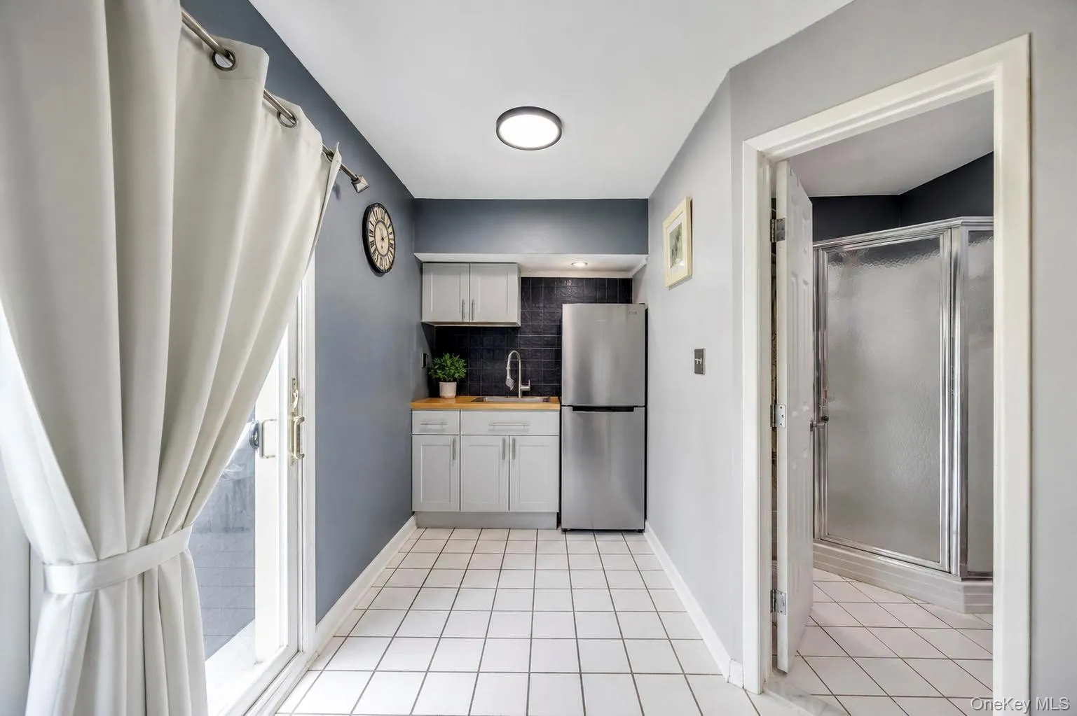12 Handy Lane, Brookhaven, NY, 4 Bedrooms Bedrooms, 7 Rooms Rooms,3 BathroomsBathrooms,Residential,For Rent,Handy,0,1028835 12 Handy Lane, Brookhaven, NY, 4 Bedrooms Bedrooms, 7 Rooms Rooms,3 BathroomsBathrooms,Residential,For Rent,Handy,0,1028835