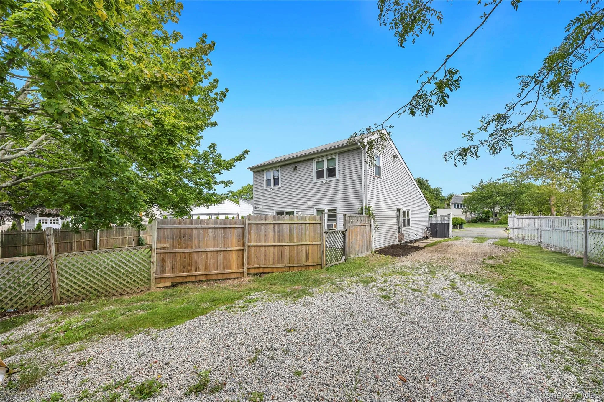 12 Handy Lane, Brookhaven, NY, 4 Bedrooms Bedrooms, 7 Rooms Rooms,3 BathroomsBathrooms,Residential,For Rent,Handy,0,1028835 12 Handy Lane, Brookhaven, NY, 4 Bedrooms Bedrooms, 7 Rooms Rooms,3 BathroomsBathrooms,Residential,For Rent,Handy,0,1028835
