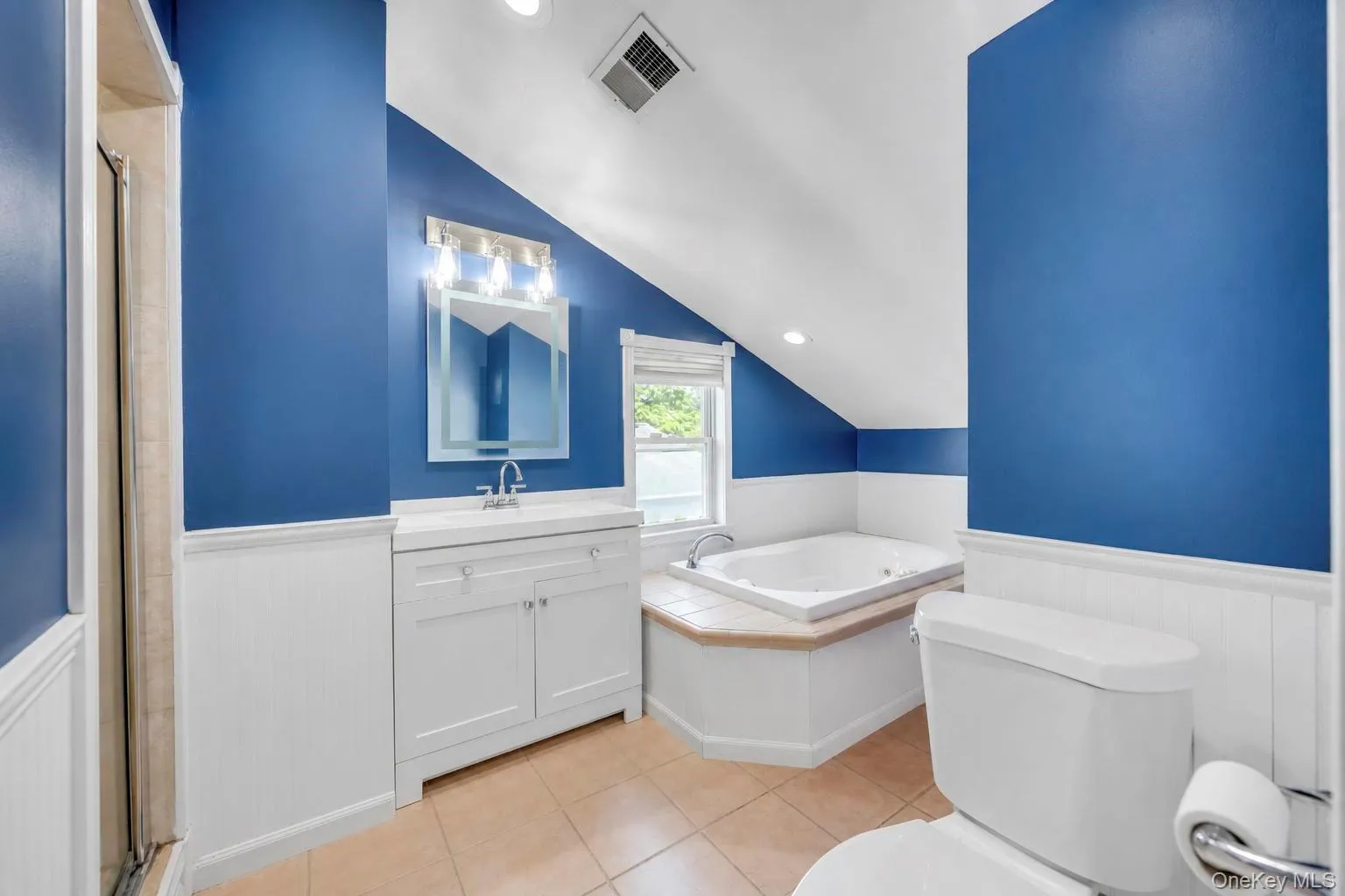 12 Handy Lane, Brookhaven, NY, 4 Bedrooms Bedrooms, 7 Rooms Rooms,3 BathroomsBathrooms,Residential,For Rent,Handy,0,1028835 12 Handy Lane, Brookhaven, NY, 4 Bedrooms Bedrooms, 7 Rooms Rooms,3 BathroomsBathrooms,Residential,For Rent,Handy,0,1028835
