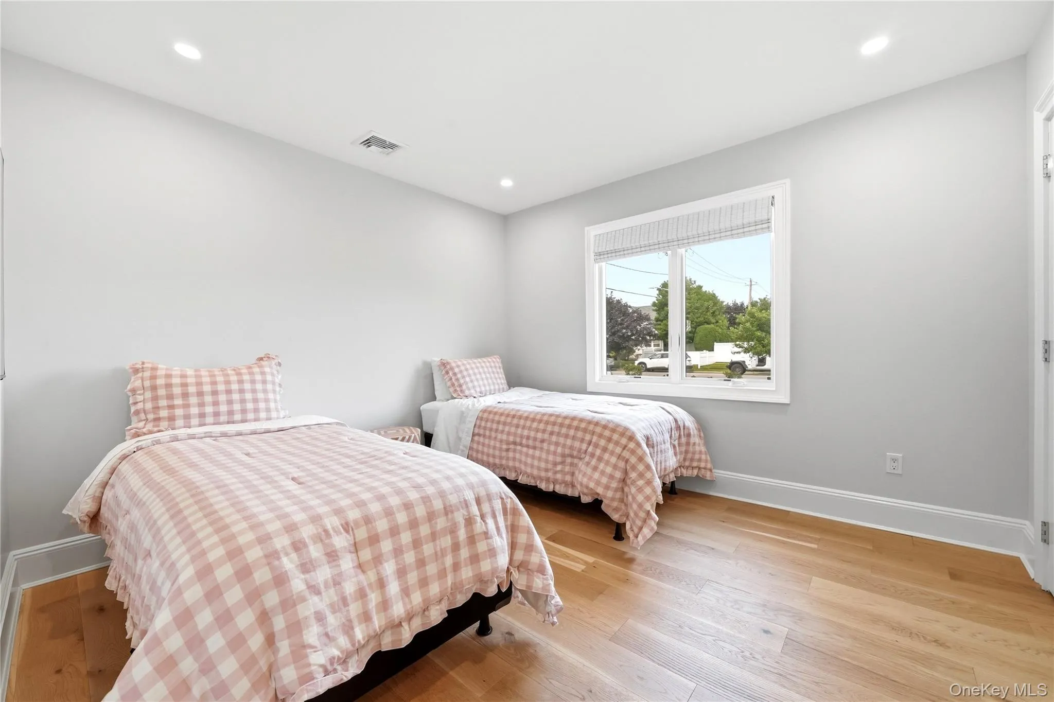 753 Walnut Street, Long Beach, NY, 3 Bedrooms Bedrooms, 9 Rooms Rooms,2 BathroomsBathrooms,Residential Lease,For Rent,Walnut,0,1028837 753 Walnut Street, Long Beach, NY, 3 Bedrooms Bedrooms, 9 Rooms Rooms,2 BathroomsBathrooms,Residential Lease,For Rent,Walnut,0,1028837
