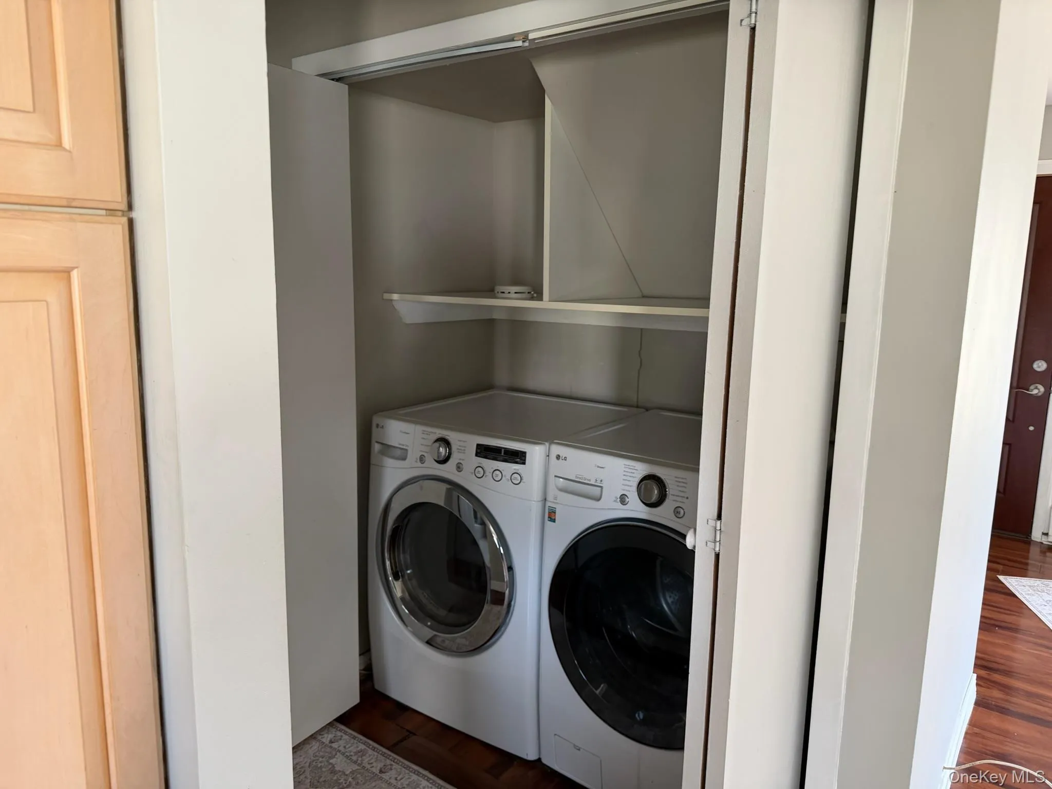 316 Fern Place, Oyster Bay, NY, 3 Bedrooms Bedrooms, 7 Rooms Rooms,1 BathroomBathrooms,Residential,For Rent,Fern,0,1028844 316 Fern Place, Oyster Bay, NY, 3 Bedrooms Bedrooms, 7 Rooms Rooms,1 BathroomBathrooms,Residential,For Rent,Fern,0,1028844