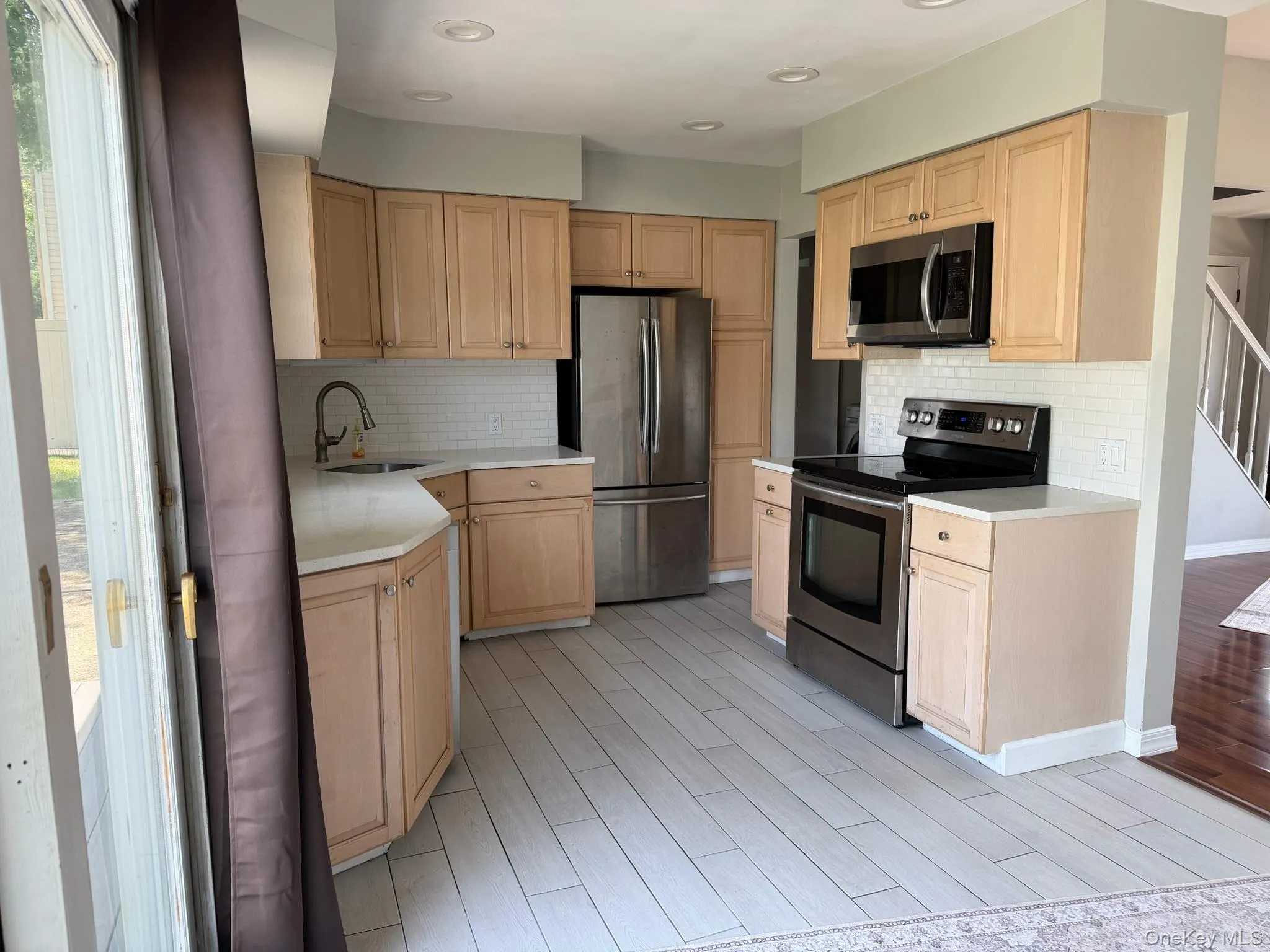 316 Fern Place, Oyster Bay, NY, 3 Bedrooms Bedrooms, 7 Rooms Rooms,1 BathroomBathrooms,Residential,For Rent,Fern,0,1028844 316 Fern Place, Oyster Bay, NY, 3 Bedrooms Bedrooms, 7 Rooms Rooms,1 BathroomBathrooms,Residential,For Rent,Fern,0,1028844