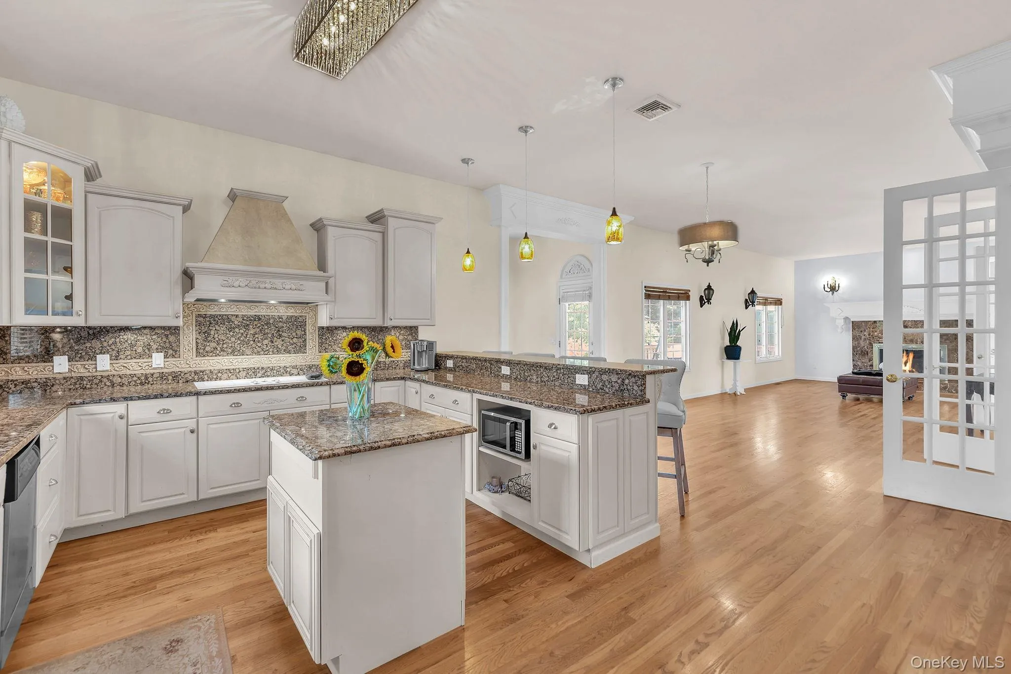 3 Dover Court, Riverhead, NY, 5 Bedrooms Bedrooms, 9 Rooms Rooms,3 BathroomsBathrooms,Residential,For Rent,Dover,0,1028845 3 Dover Court, Riverhead, NY, 5 Bedrooms Bedrooms, 9 Rooms Rooms,3 BathroomsBathrooms,Residential,For Rent,Dover,0,1028845