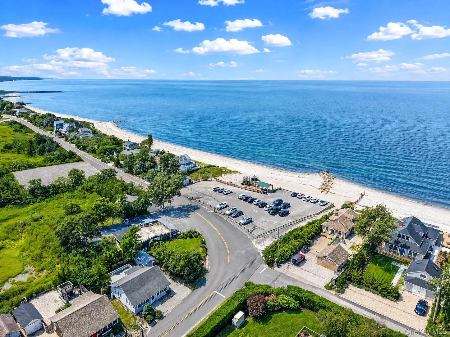 3 Dover Court, Riverhead, NY, 5 Bedrooms Bedrooms, 9 Rooms Rooms,3 BathroomsBathrooms,Residential,For Rent,Dover,0,1028845 3 Dover Court, Riverhead, NY, 5 Bedrooms Bedrooms, 9 Rooms Rooms,3 BathroomsBathrooms,Residential,For Rent,Dover,0,1028845
