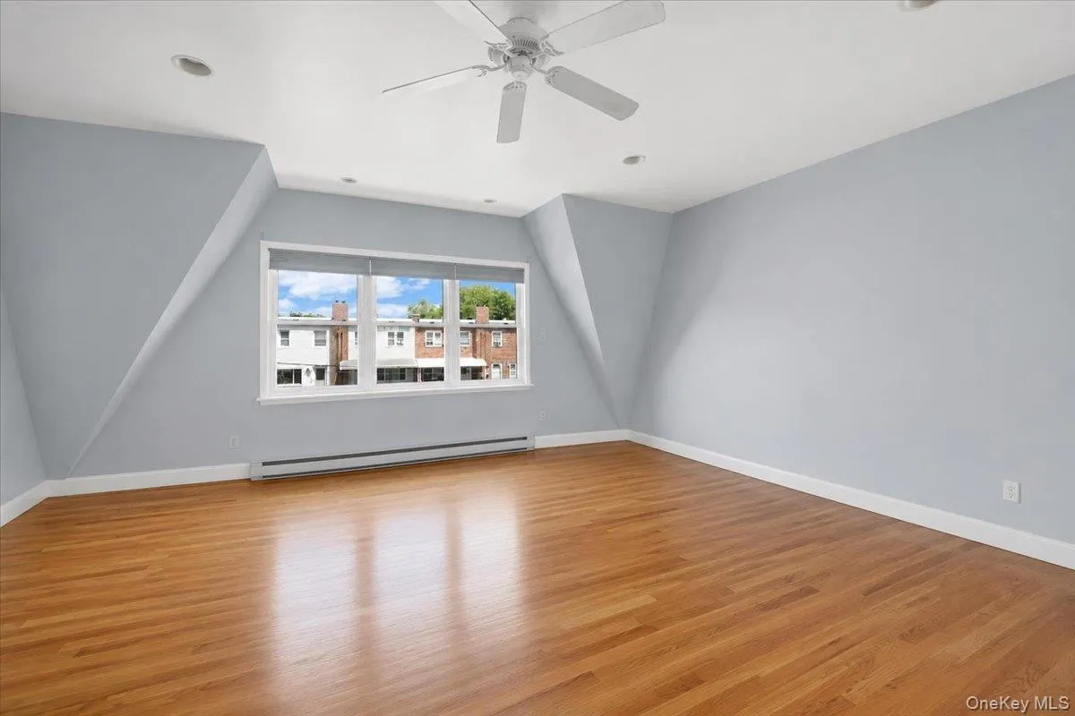 227 Calhoun Avenue, New York, NY, 3 Bedrooms Bedrooms, 7 Rooms Rooms,2 BathroomsBathrooms,Residential,For Rent,Calhoun,0,1028851 227 Calhoun Avenue, New York, NY, 3 Bedrooms Bedrooms, 7 Rooms Rooms,2 BathroomsBathrooms,Residential,For Rent,Calhoun,0,1028851