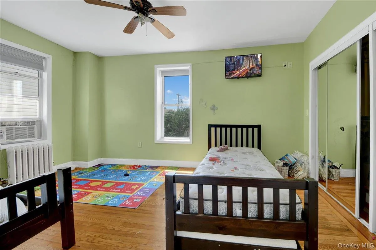 227 Calhoun Avenue, New York, NY, 3 Bedrooms Bedrooms, 7 Rooms Rooms,2 BathroomsBathrooms,Residential,For Rent,Calhoun,0,1028851 227 Calhoun Avenue, New York, NY, 3 Bedrooms Bedrooms, 7 Rooms Rooms,2 BathroomsBathrooms,Residential,For Rent,Calhoun,0,1028851