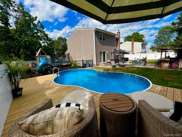 32 Morris Avenue, Brookhaven, NY, 4 Bedrooms Bedrooms, 9 Rooms Rooms,2 BathroomsBathrooms,Residential,For Rent,Morris,0,1028853 32 Morris Avenue, Brookhaven, NY, 4 Bedrooms Bedrooms, 9 Rooms Rooms,2 BathroomsBathrooms,Residential,For Rent,Morris,0,1028853