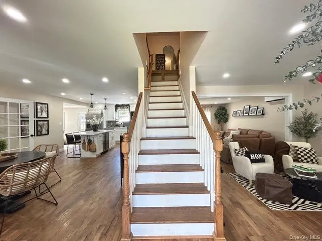 32 Morris Avenue, Brookhaven, NY, 4 Bedrooms Bedrooms, 9 Rooms Rooms,2 BathroomsBathrooms,Residential,For Rent,Morris,0,1028853 32 Morris Avenue, Brookhaven, NY, 4 Bedrooms Bedrooms, 9 Rooms Rooms,2 BathroomsBathrooms,Residential,For Rent,Morris,0,1028853