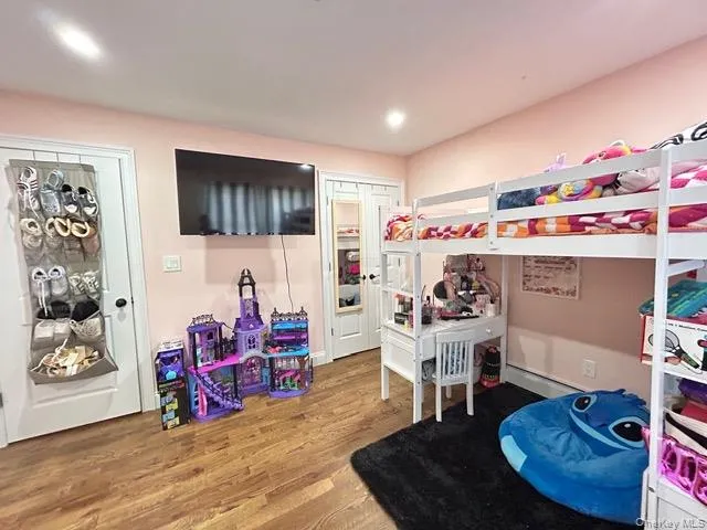 32 Morris Avenue, Brookhaven, NY, 4 Bedrooms Bedrooms, 9 Rooms Rooms,2 BathroomsBathrooms,Residential,For Rent,Morris,0,1028853 32 Morris Avenue, Brookhaven, NY, 4 Bedrooms Bedrooms, 9 Rooms Rooms,2 BathroomsBathrooms,Residential,For Rent,Morris,0,1028853
