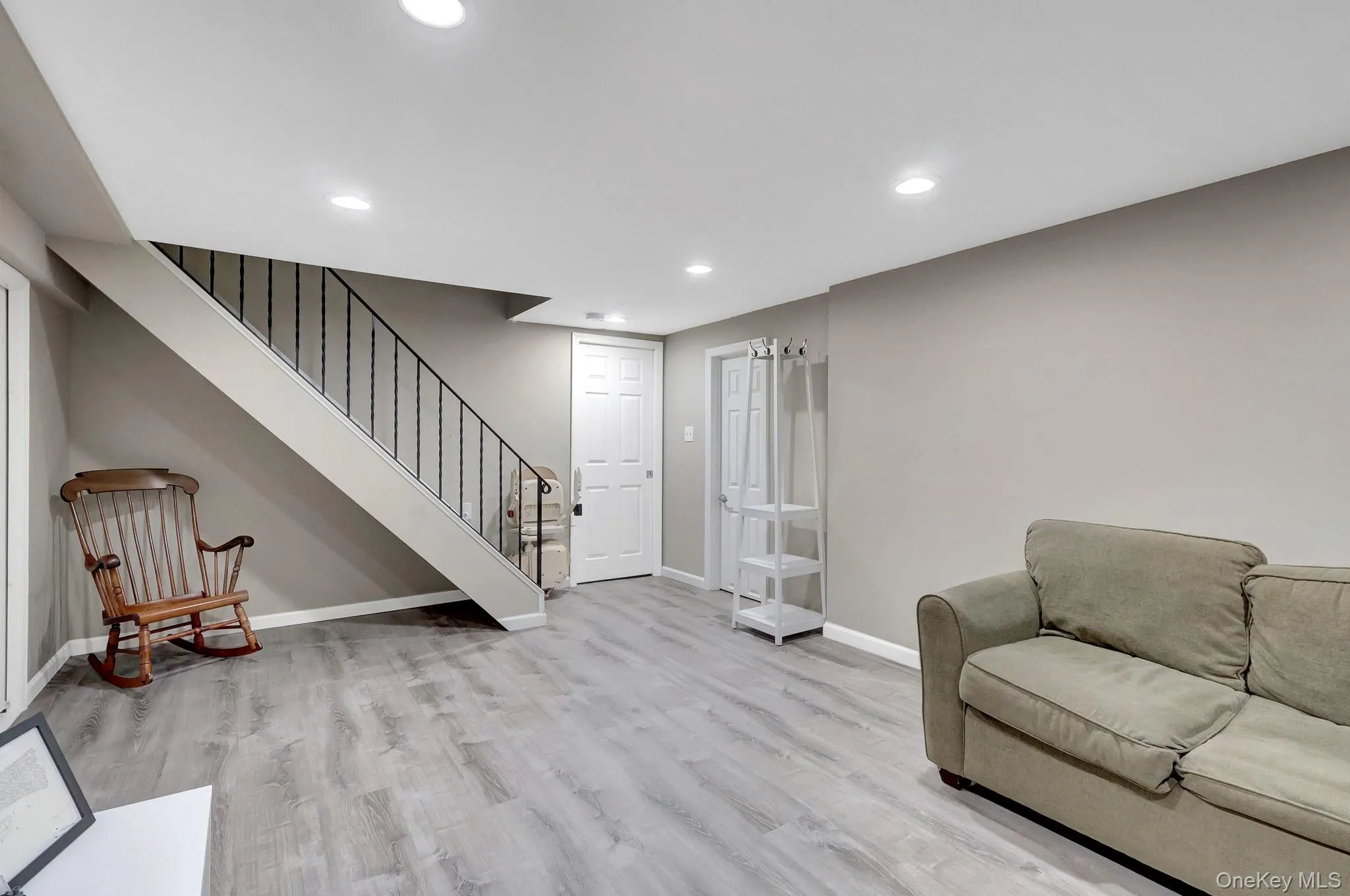 24 Fox Road, Brookhaven, NY, 5 Bedrooms Bedrooms, 9 Rooms Rooms,4 BathroomsBathrooms,Residential,For Rent,Fox,0,1028856 24 Fox Road, Brookhaven, NY, 5 Bedrooms Bedrooms, 9 Rooms Rooms,4 BathroomsBathrooms,Residential,For Rent,Fox,0,1028856