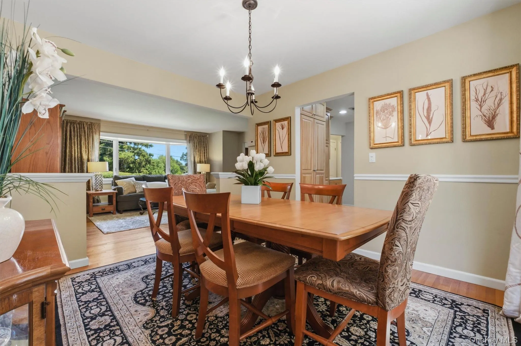 Home also has great storage & large closets throughout. Home also has great storage & large closets throughout.