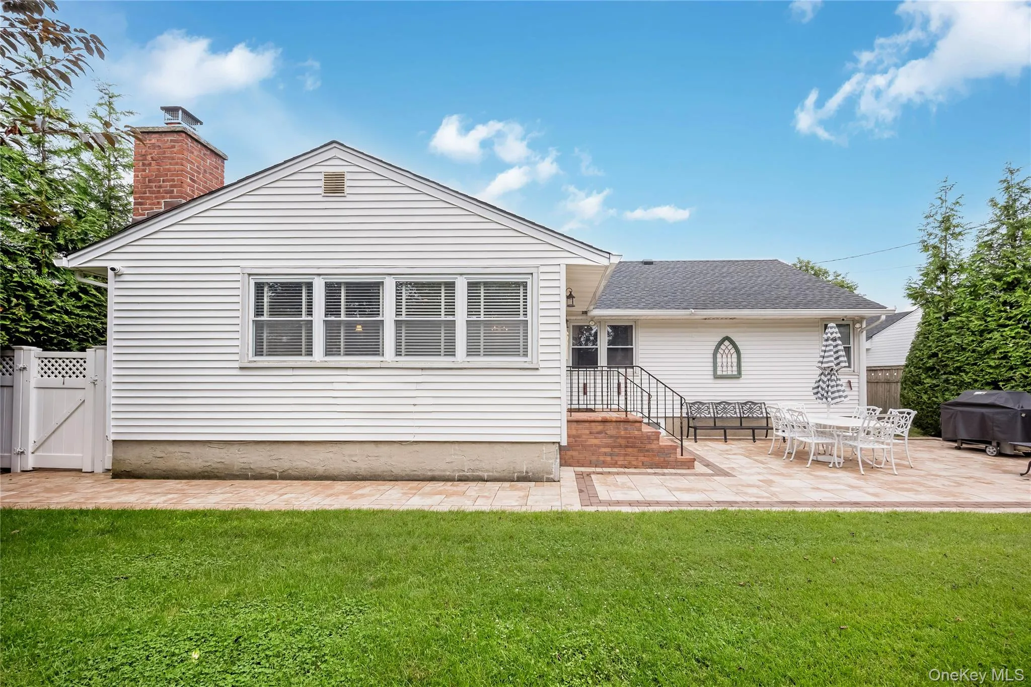 65 Colonial Drive, Oyster Bay, NY, 3 Bedrooms Bedrooms, 7 Rooms Rooms,2 BathroomsBathrooms,Residential,For Rent,Colonial,0,1028867 65 Colonial Drive, Oyster Bay, NY, 3 Bedrooms Bedrooms, 7 Rooms Rooms,2 BathroomsBathrooms,Residential,For Rent,Colonial,0,1028867