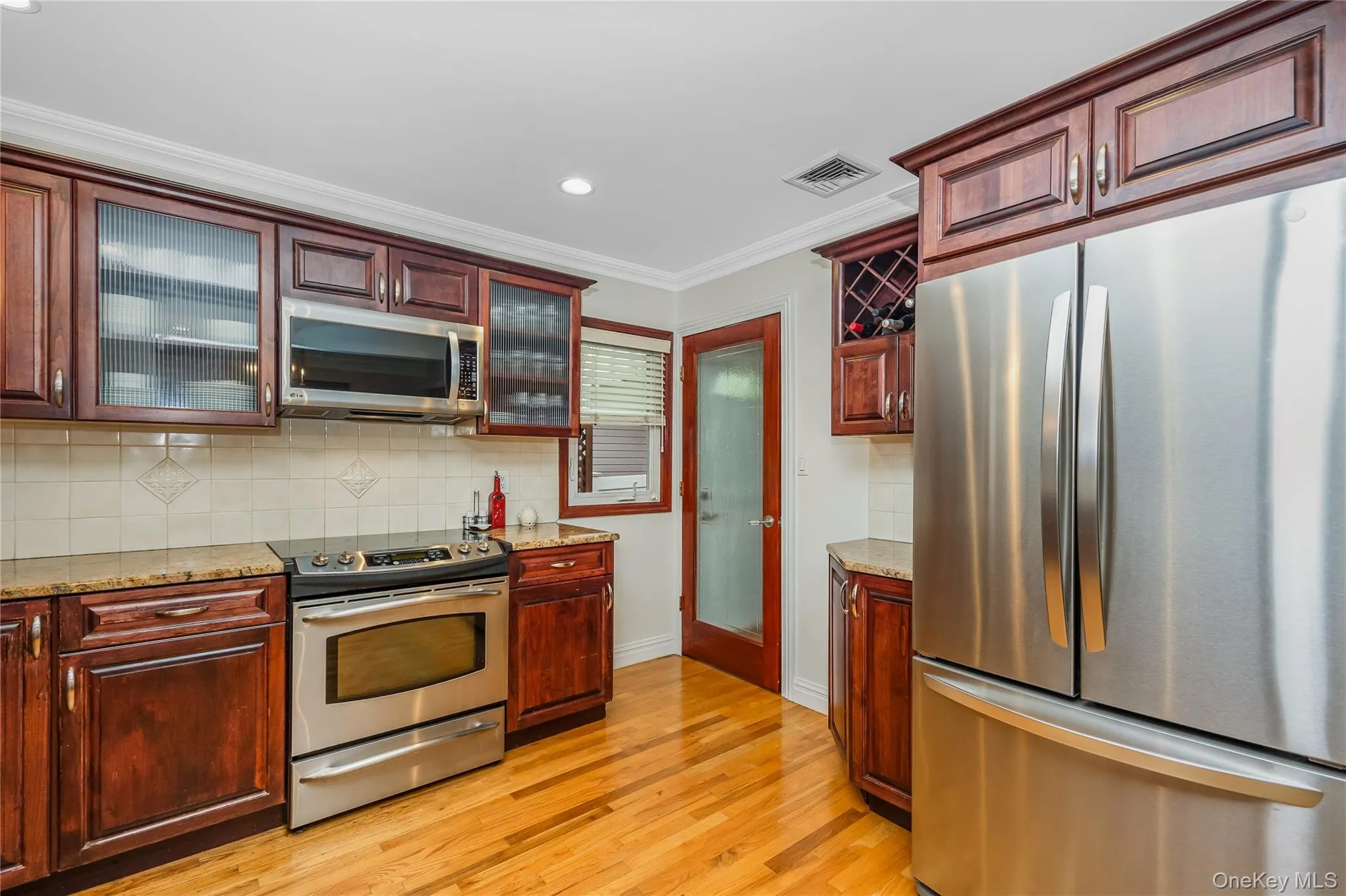 65 Colonial Drive, Oyster Bay, NY, 3 Bedrooms Bedrooms, 7 Rooms Rooms,2 BathroomsBathrooms,Residential,For Rent,Colonial,0,1028867 65 Colonial Drive, Oyster Bay, NY, 3 Bedrooms Bedrooms, 7 Rooms Rooms,2 BathroomsBathrooms,Residential,For Rent,Colonial,0,1028867
