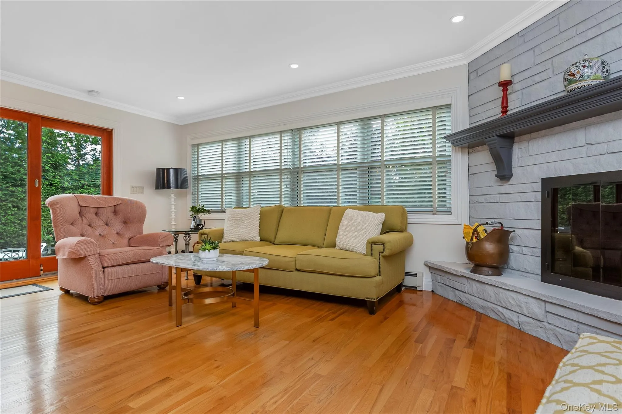 65 Colonial Drive, Oyster Bay, NY, 3 Bedrooms Bedrooms, 7 Rooms Rooms,2 BathroomsBathrooms,Residential,For Rent,Colonial,0,1028867 65 Colonial Drive, Oyster Bay, NY, 3 Bedrooms Bedrooms, 7 Rooms Rooms,2 BathroomsBathrooms,Residential,For Rent,Colonial,0,1028867