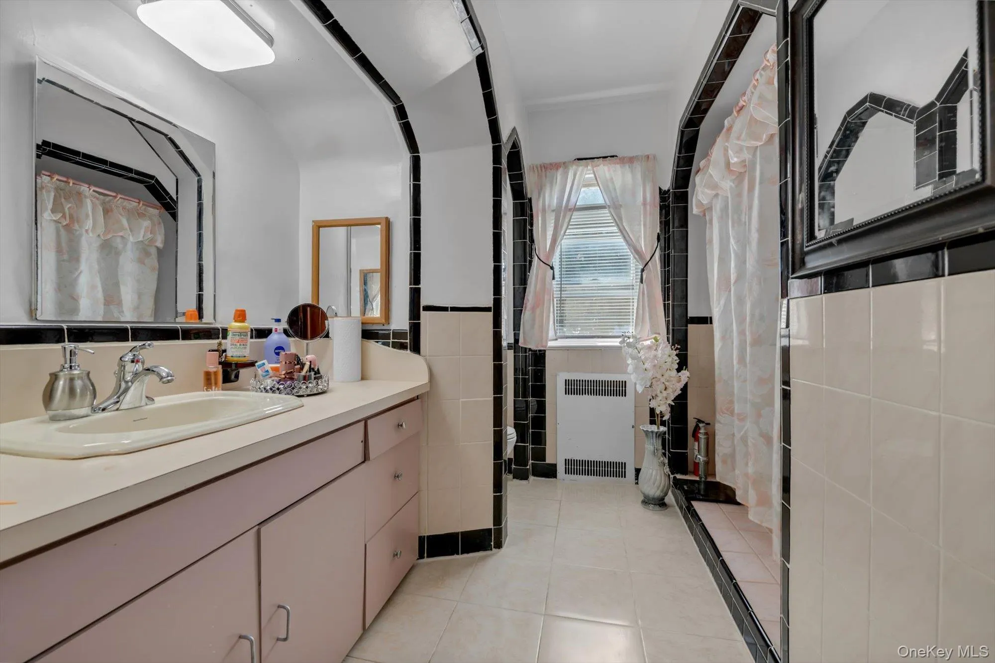 116-44 227th Street, New York, NY, 3 Bedrooms Bedrooms, 6 Rooms Rooms,1 BathroomBathrooms,Residential,For Rent,227th,0,1028871 116-44 227th Street, New York, NY, 3 Bedrooms Bedrooms, 6 Rooms Rooms,1 BathroomBathrooms,Residential,For Rent,227th,0,1028871