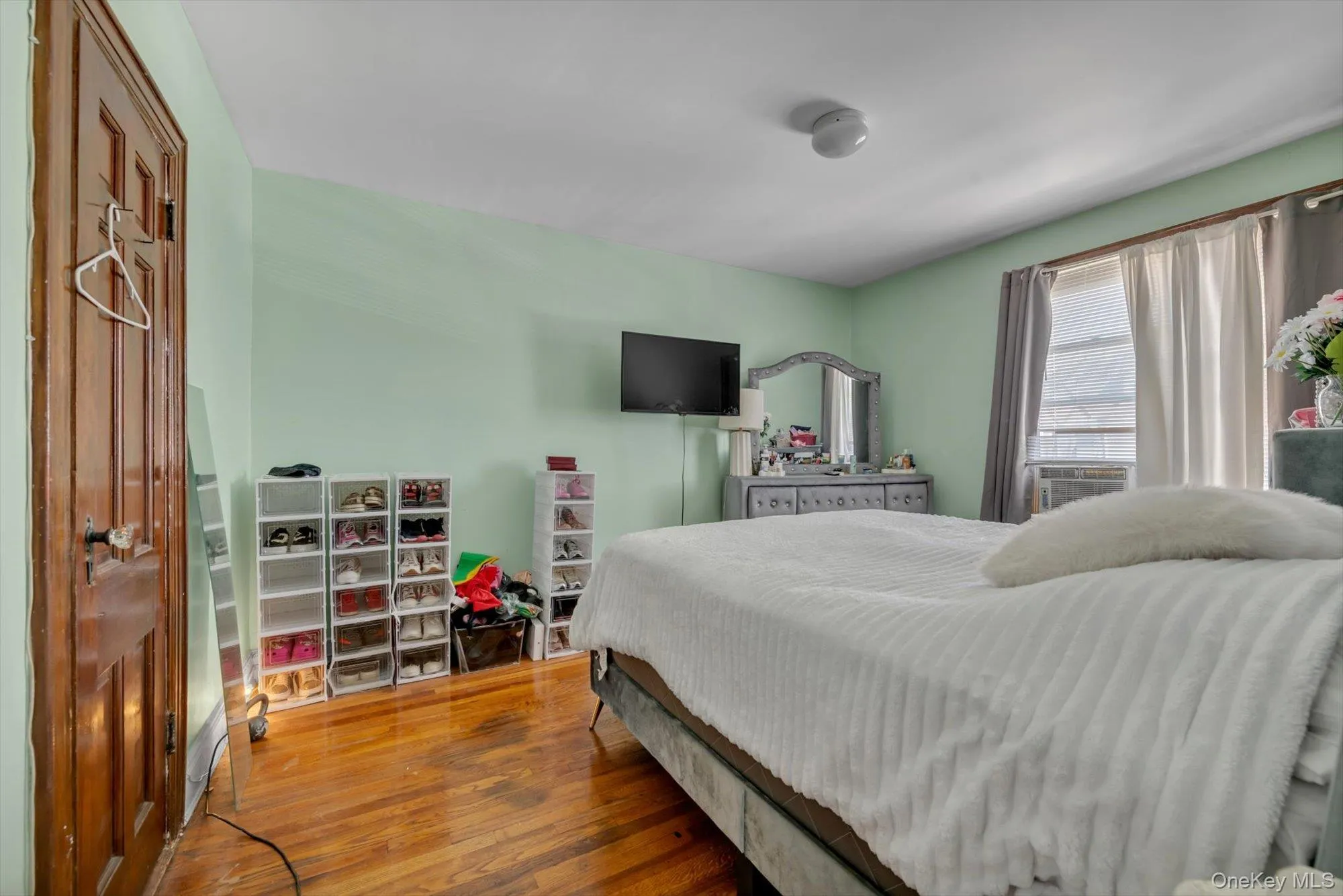 116-44 227th Street, New York, NY, 3 Bedrooms Bedrooms, 6 Rooms Rooms,1 BathroomBathrooms,Residential,For Rent,227th,0,1028871 116-44 227th Street, New York, NY, 3 Bedrooms Bedrooms, 6 Rooms Rooms,1 BathroomBathrooms,Residential,For Rent,227th,0,1028871