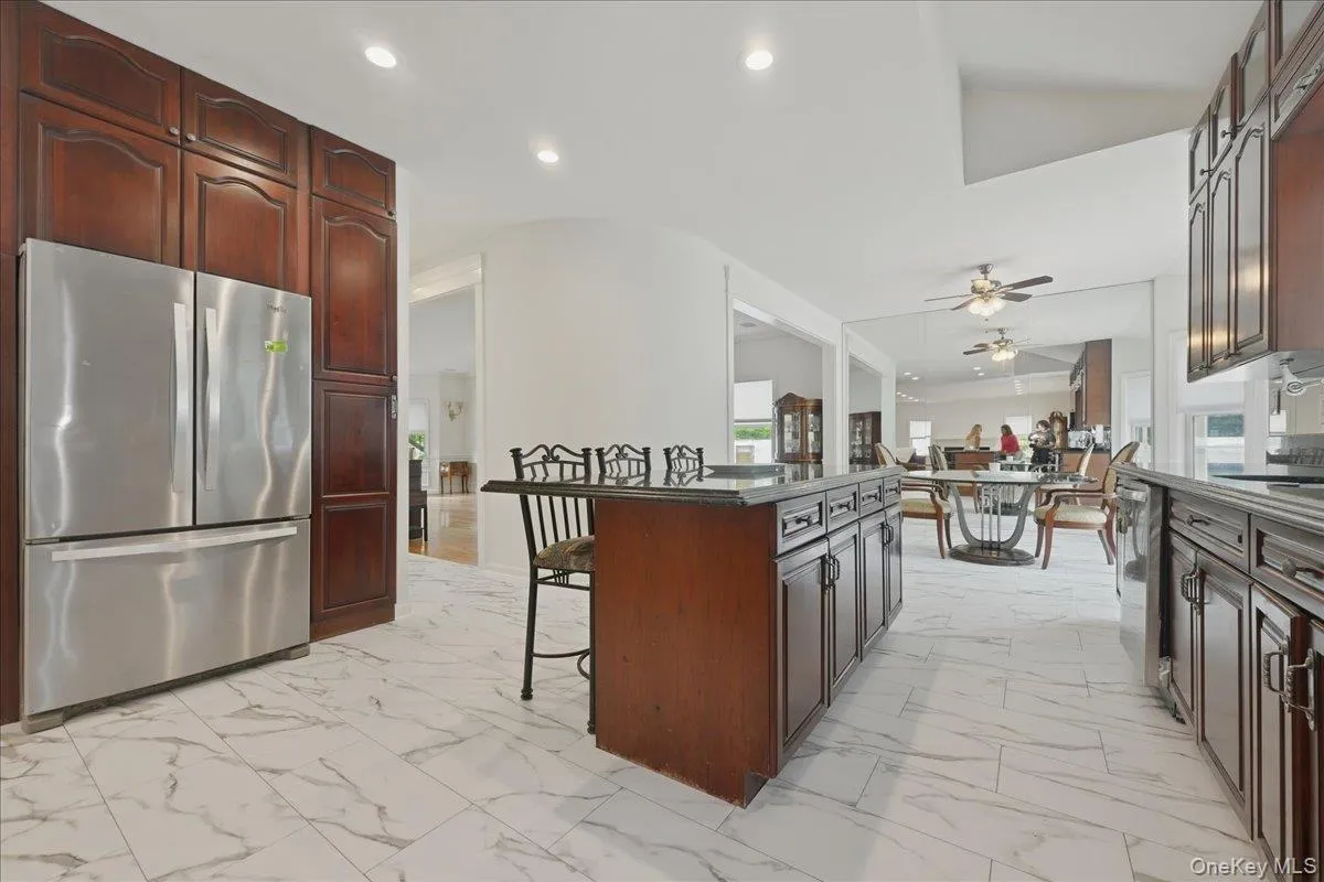 7 Laurel Lane, North Hempstead, NY, 4 Bedrooms Bedrooms, 8 Rooms Rooms,2 BathroomsBathrooms,Residential,For Rent,Laurel,0,1028873 7 Laurel Lane, North Hempstead, NY, 4 Bedrooms Bedrooms, 8 Rooms Rooms,2 BathroomsBathrooms,Residential,For Rent,Laurel,0,1028873