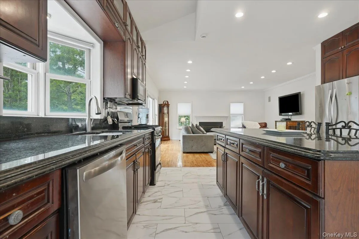 7 Laurel Lane, North Hempstead, NY, 4 Bedrooms Bedrooms, 8 Rooms Rooms,2 BathroomsBathrooms,Residential,For Rent,Laurel,0,1028873 7 Laurel Lane, North Hempstead, NY, 4 Bedrooms Bedrooms, 8 Rooms Rooms,2 BathroomsBathrooms,Residential,For Rent,Laurel,0,1028873
