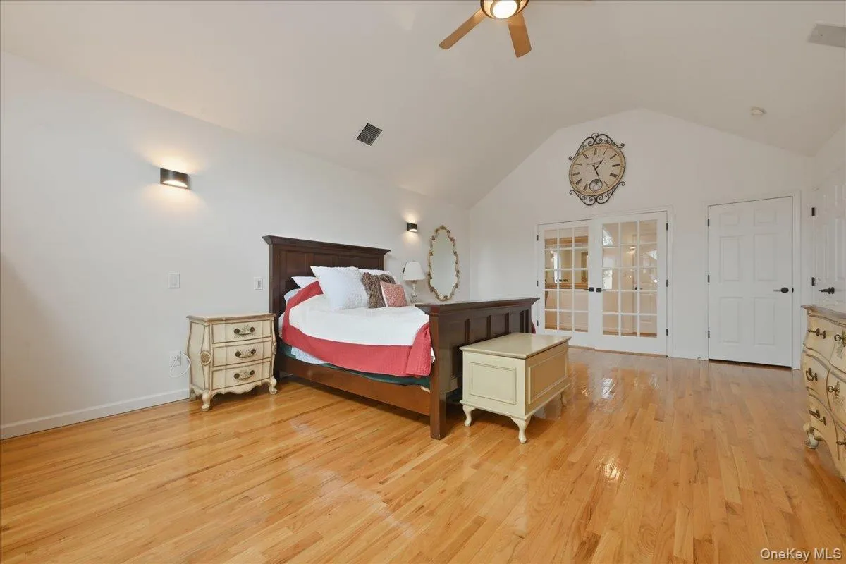 7 Laurel Lane, North Hempstead, NY, 4 Bedrooms Bedrooms, 8 Rooms Rooms,2 BathroomsBathrooms,Residential,For Rent,Laurel,0,1028873 7 Laurel Lane, North Hempstead, NY, 4 Bedrooms Bedrooms, 8 Rooms Rooms,2 BathroomsBathrooms,Residential,For Rent,Laurel,0,1028873