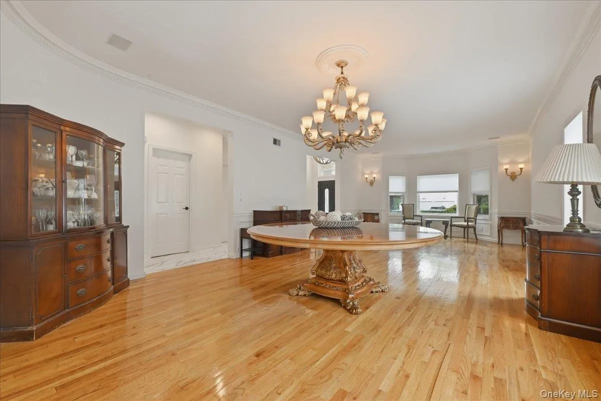 7 Laurel Lane, North Hempstead, NY, 4 Bedrooms Bedrooms, 8 Rooms Rooms,2 BathroomsBathrooms,Residential,For Rent,Laurel,0,1028873 7 Laurel Lane, North Hempstead, NY, 4 Bedrooms Bedrooms, 8 Rooms Rooms,2 BathroomsBathrooms,Residential,For Rent,Laurel,0,1028873