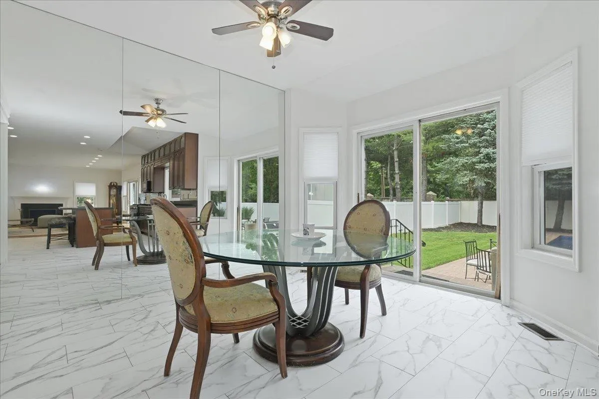 7 Laurel Lane, North Hempstead, NY, 4 Bedrooms Bedrooms, 8 Rooms Rooms,2 BathroomsBathrooms,Residential,For Rent,Laurel,0,1028873 7 Laurel Lane, North Hempstead, NY, 4 Bedrooms Bedrooms, 8 Rooms Rooms,2 BathroomsBathrooms,Residential,For Rent,Laurel,0,1028873