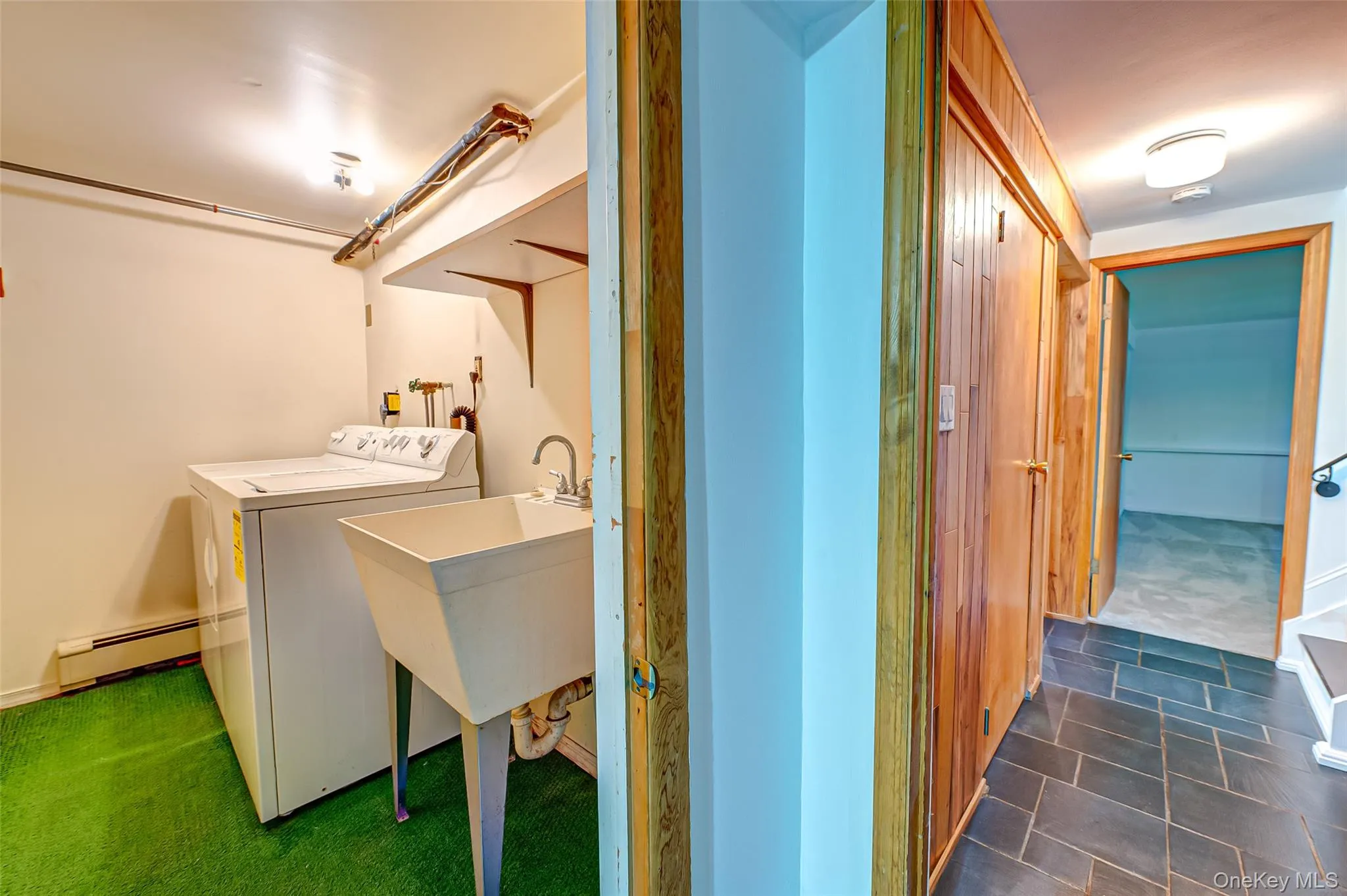 26 Valleywood Road, Smithtown, NY, 4 Bedrooms Bedrooms, 8 Rooms Rooms,2 BathroomsBathrooms,Residential Lease,For Rent,Valleywood,0,1028874 26 Valleywood Road, Smithtown, NY, 4 Bedrooms Bedrooms, 8 Rooms Rooms,2 BathroomsBathrooms,Residential Lease,For Rent,Valleywood,0,1028874