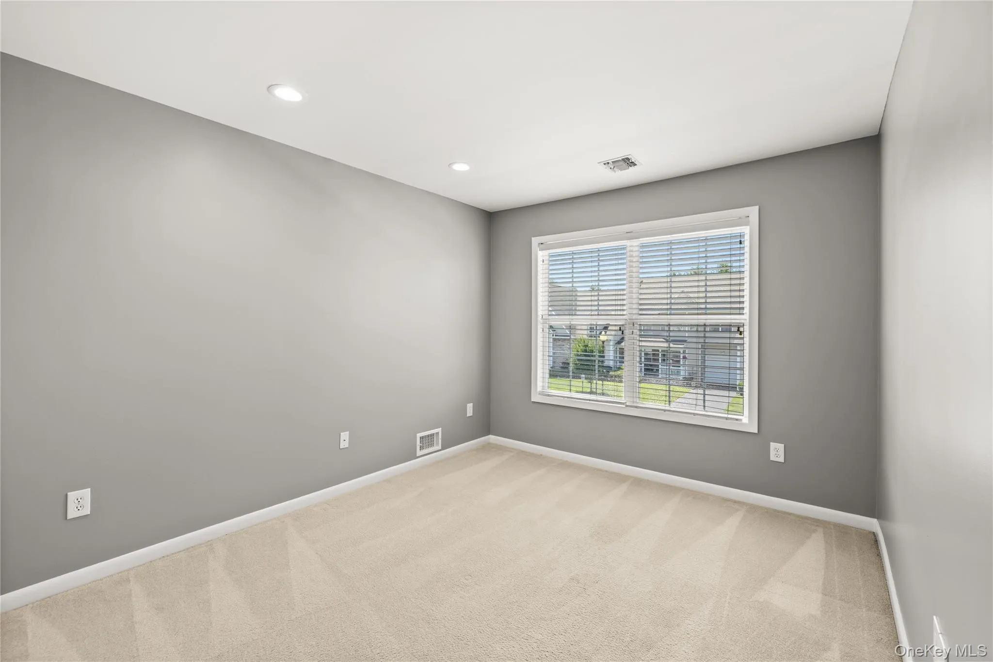 54 Meadow Pond Circle, Brookhaven, NY, 3 Bedrooms Bedrooms, 7 Rooms Rooms,2 BathroomsBathrooms,Residential,For Rent,Meadow Pond,0,1028876 54 Meadow Pond Circle, Brookhaven, NY, 3 Bedrooms Bedrooms, 7 Rooms Rooms,2 BathroomsBathrooms,Residential,For Rent,Meadow Pond,0,1028876
