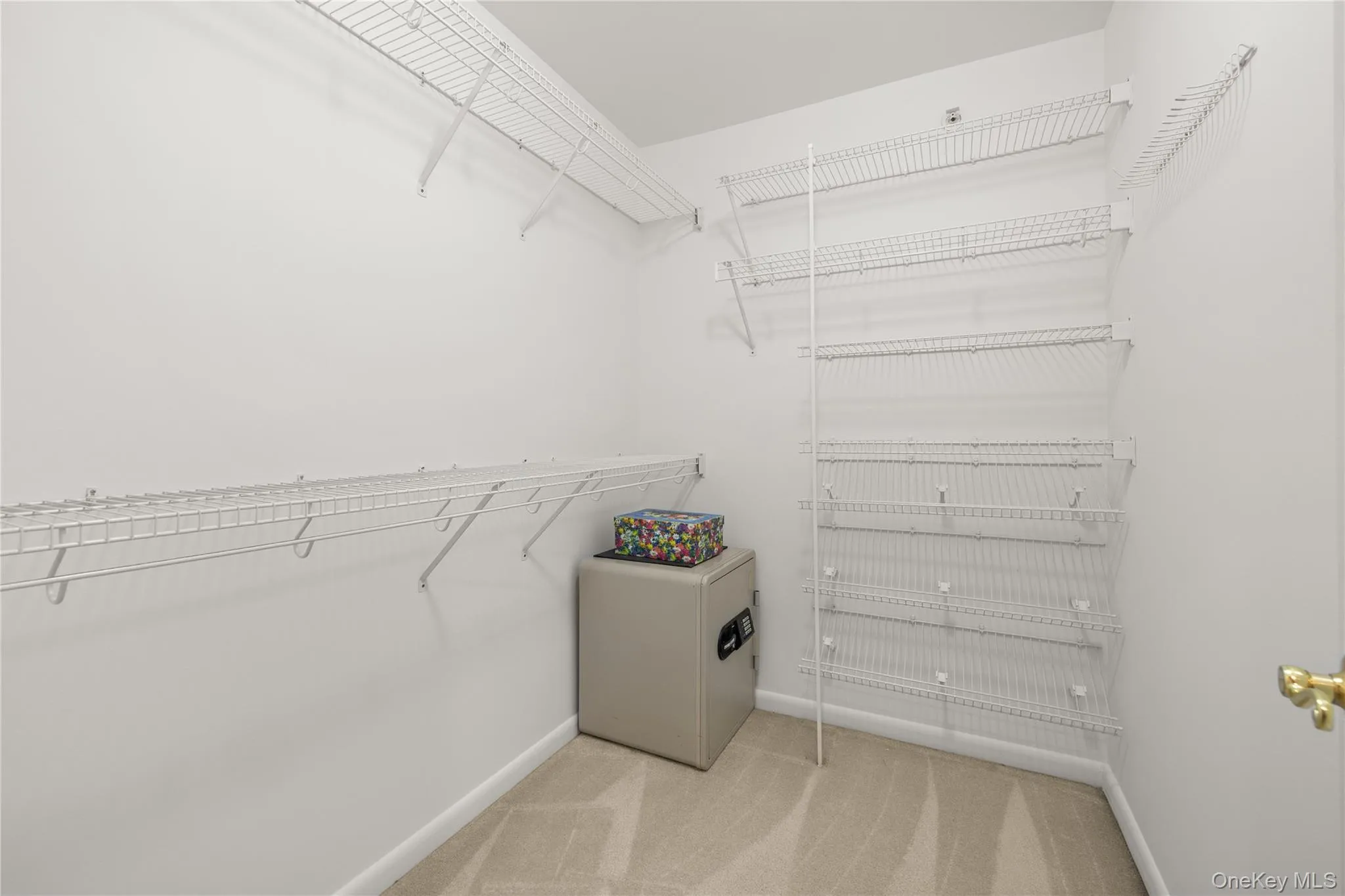 54 Meadow Pond Circle, Brookhaven, NY, 3 Bedrooms Bedrooms, 7 Rooms Rooms,2 BathroomsBathrooms,Residential,For Rent,Meadow Pond,0,1028876 54 Meadow Pond Circle, Brookhaven, NY, 3 Bedrooms Bedrooms, 7 Rooms Rooms,2 BathroomsBathrooms,Residential,For Rent,Meadow Pond,0,1028876