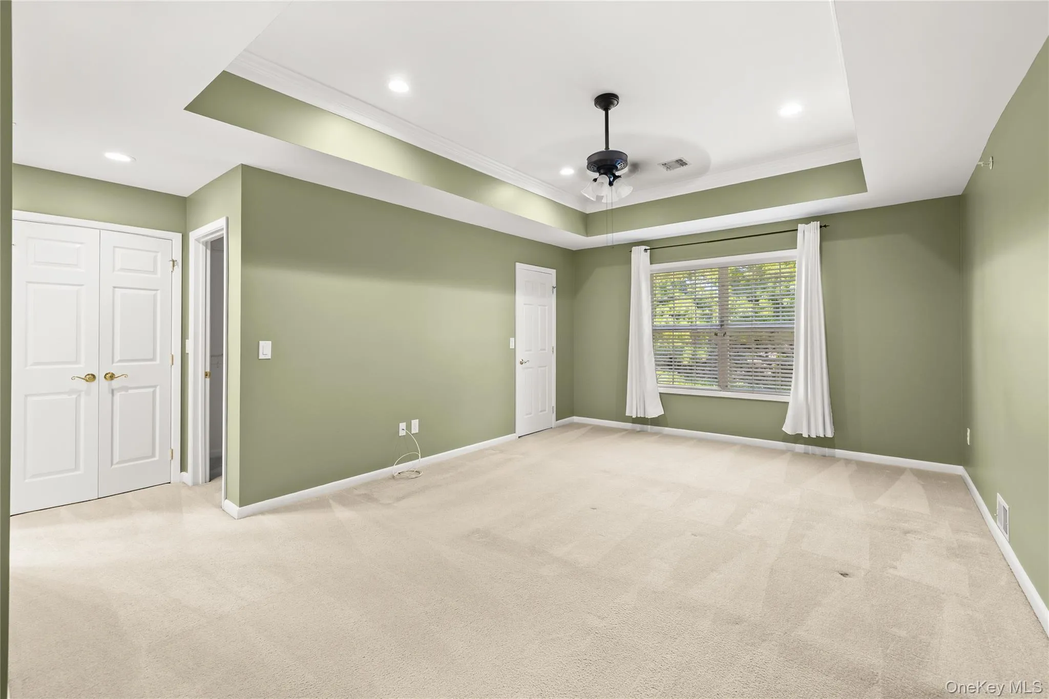 54 Meadow Pond Circle, Brookhaven, NY, 3 Bedrooms Bedrooms, 7 Rooms Rooms,2 BathroomsBathrooms,Residential,For Rent,Meadow Pond,0,1028876 54 Meadow Pond Circle, Brookhaven, NY, 3 Bedrooms Bedrooms, 7 Rooms Rooms,2 BathroomsBathrooms,Residential,For Rent,Meadow Pond,0,1028876