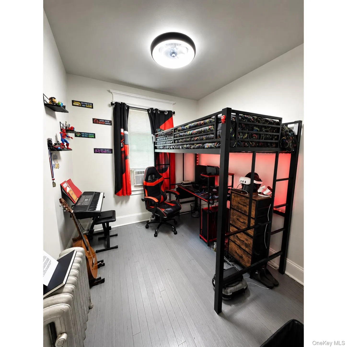 63 Elm Street, New York, NY, 3 Bedrooms Bedrooms, 7 Rooms Rooms,1 BathroomBathrooms,Residential Lease,For Rent,Elm Street,0,1028884 63 Elm Street, New York, NY, 3 Bedrooms Bedrooms, 7 Rooms Rooms,1 BathroomBathrooms,Residential Lease,For Rent,Elm Street,0,1028884
