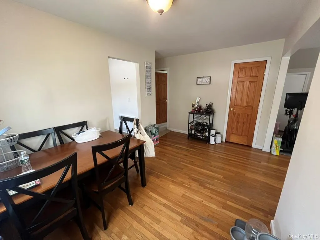551 Walnut Street, Long Beach, NY, 2 Bedrooms Bedrooms, 5 Rooms Rooms,1 BathroomBathrooms,Residential Lease,For Rent,Walnut,0,1028887 551 Walnut Street, Long Beach, NY, 2 Bedrooms Bedrooms, 5 Rooms Rooms,1 BathroomBathrooms,Residential Lease,For Rent,Walnut,0,1028887