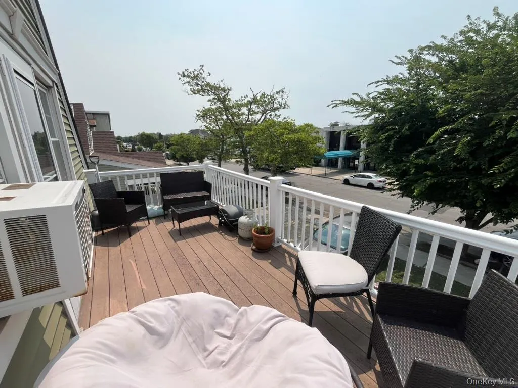 Front Deck Front Deck