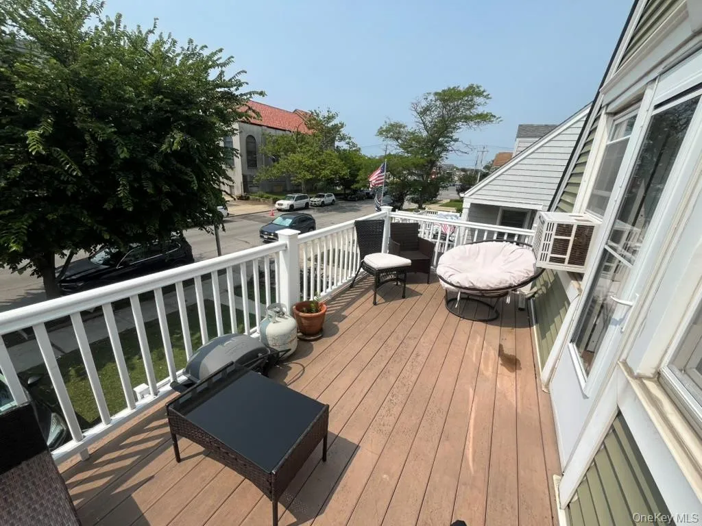 Front Deck Front Deck