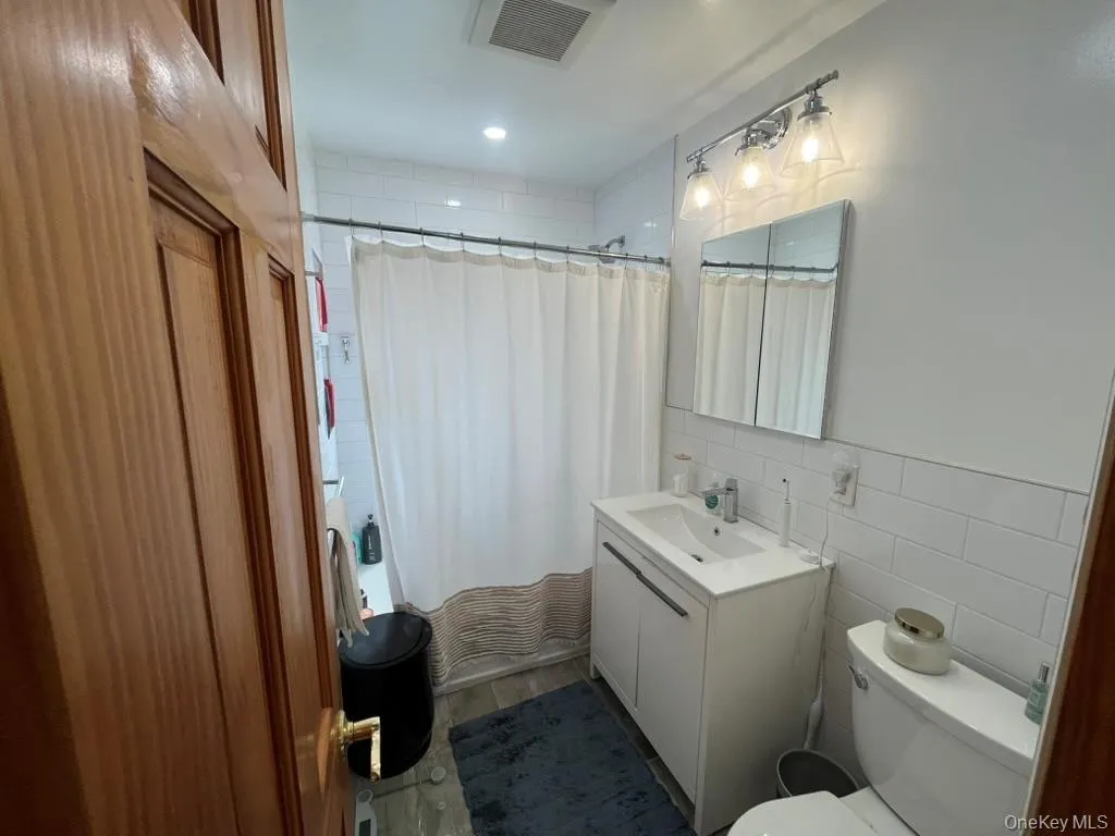 Bathroom Bathroom