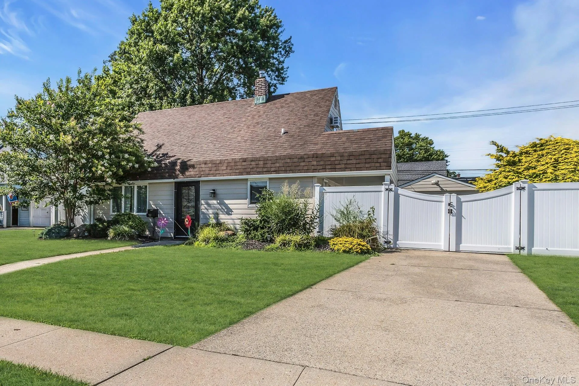 51 Butternut Lane, Hempstead, NY, 3 Bedrooms Bedrooms, 7 Rooms Rooms,1 BathroomBathrooms,Residential,For Rent,Butternut,0,1028890 51 Butternut Lane, Hempstead, NY, 3 Bedrooms Bedrooms, 7 Rooms Rooms,1 BathroomBathrooms,Residential,For Rent,Butternut,0,1028890