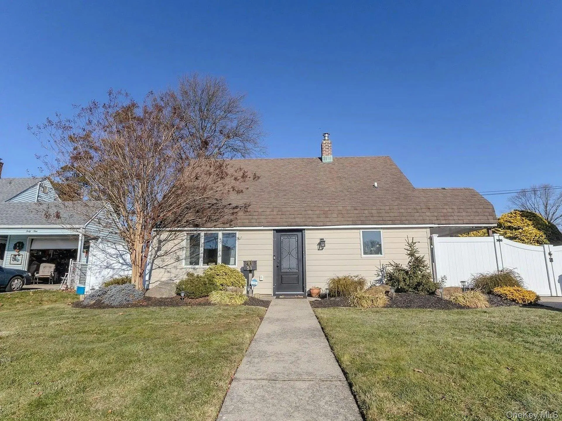 51 Butternut Lane, Hempstead, NY, 3 Bedrooms Bedrooms, 7 Rooms Rooms,1 BathroomBathrooms,Residential,For Rent,Butternut,0,1028890 51 Butternut Lane, Hempstead, NY, 3 Bedrooms Bedrooms, 7 Rooms Rooms,1 BathroomBathrooms,Residential,For Rent,Butternut,0,1028890