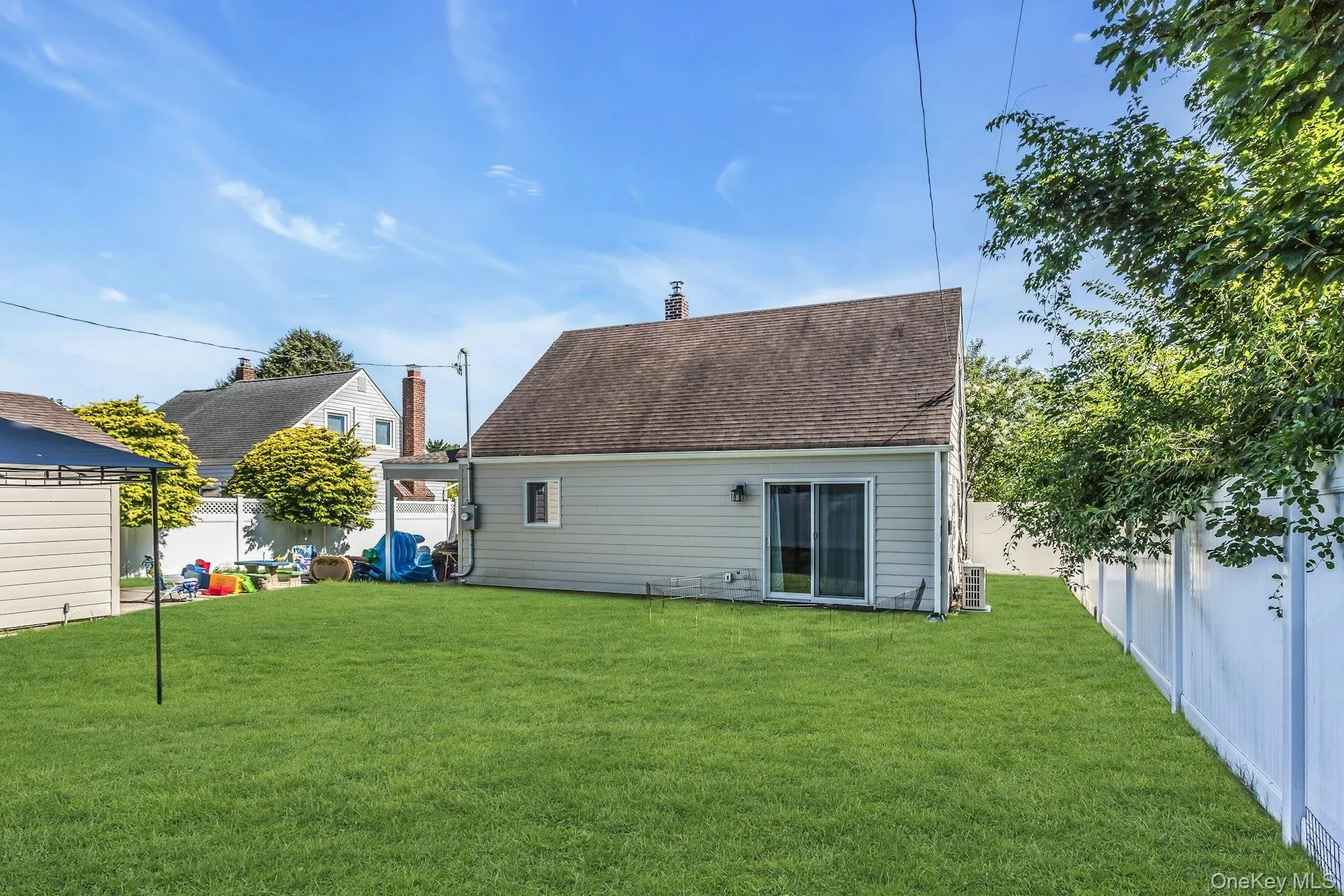 51 Butternut Lane, Hempstead, NY, 3 Bedrooms Bedrooms, 7 Rooms Rooms,1 BathroomBathrooms,Residential,For Rent,Butternut,0,1028890 51 Butternut Lane, Hempstead, NY, 3 Bedrooms Bedrooms, 7 Rooms Rooms,1 BathroomBathrooms,Residential,For Rent,Butternut,0,1028890