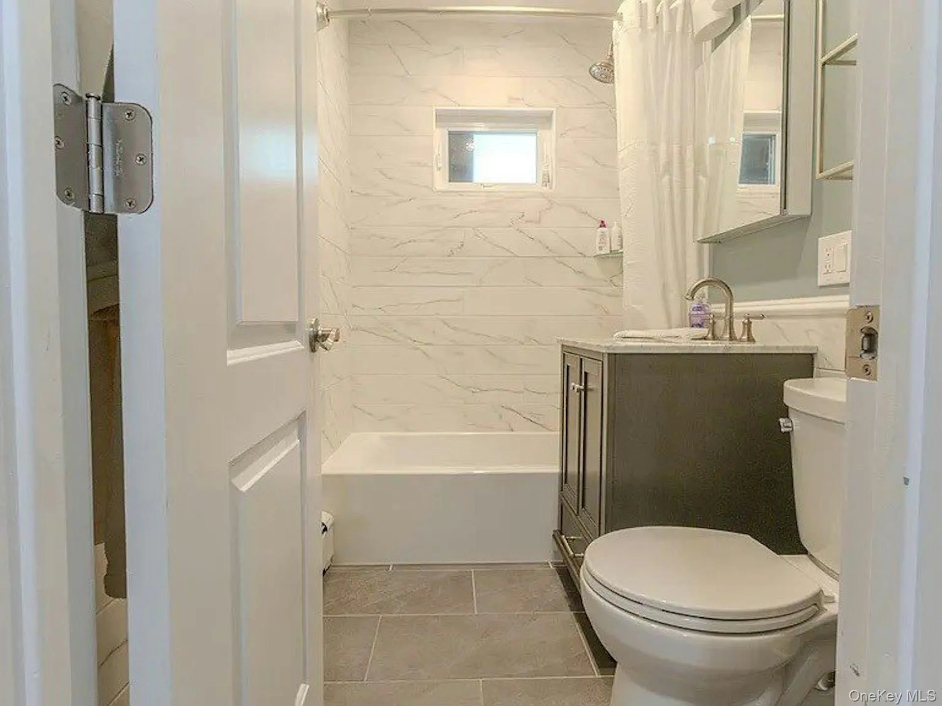51 Butternut Lane, Hempstead, NY, 3 Bedrooms Bedrooms, 7 Rooms Rooms,1 BathroomBathrooms,Residential,For Rent,Butternut,0,1028890 51 Butternut Lane, Hempstead, NY, 3 Bedrooms Bedrooms, 7 Rooms Rooms,1 BathroomBathrooms,Residential,For Rent,Butternut,0,1028890